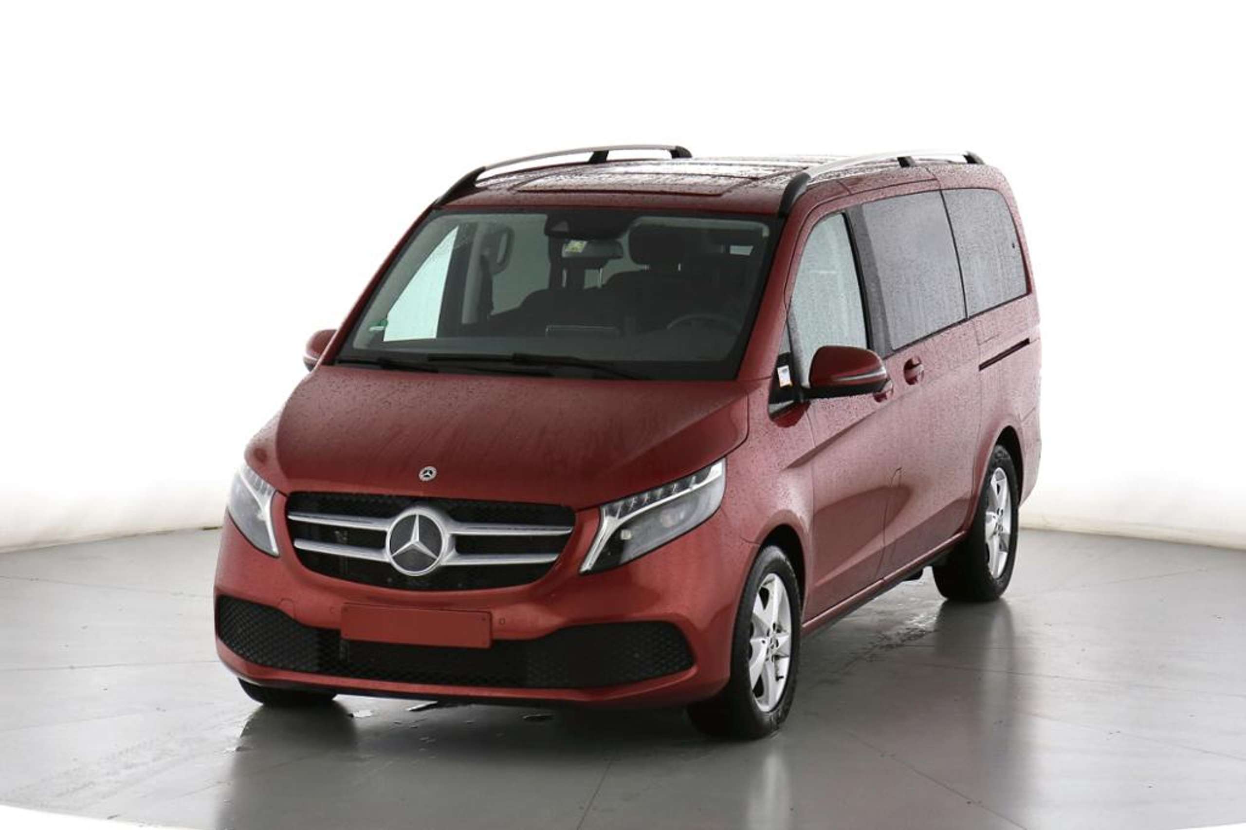 Mercedes-Benz - V 300