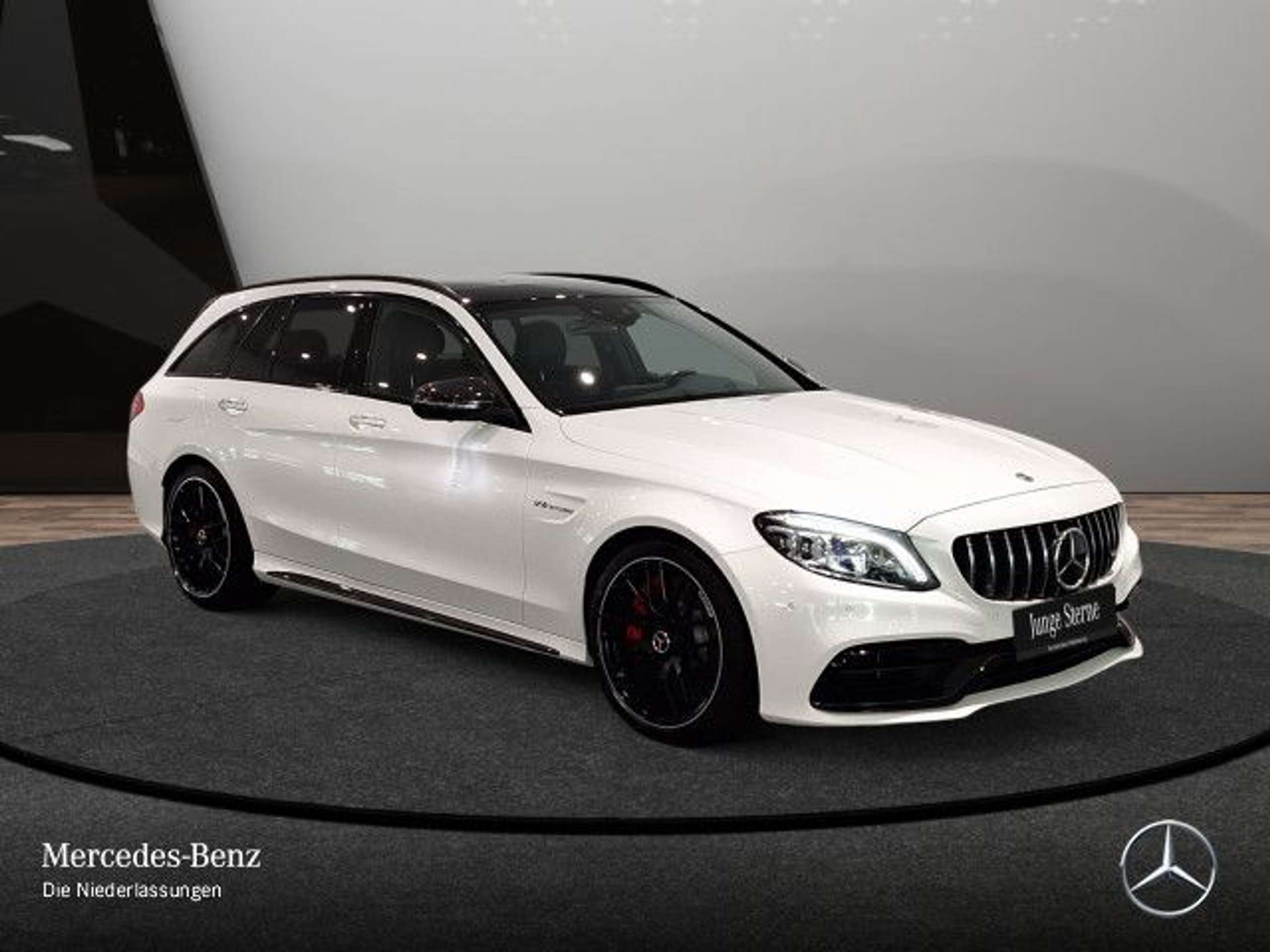 Mercedes-Benz - C 63 AMG