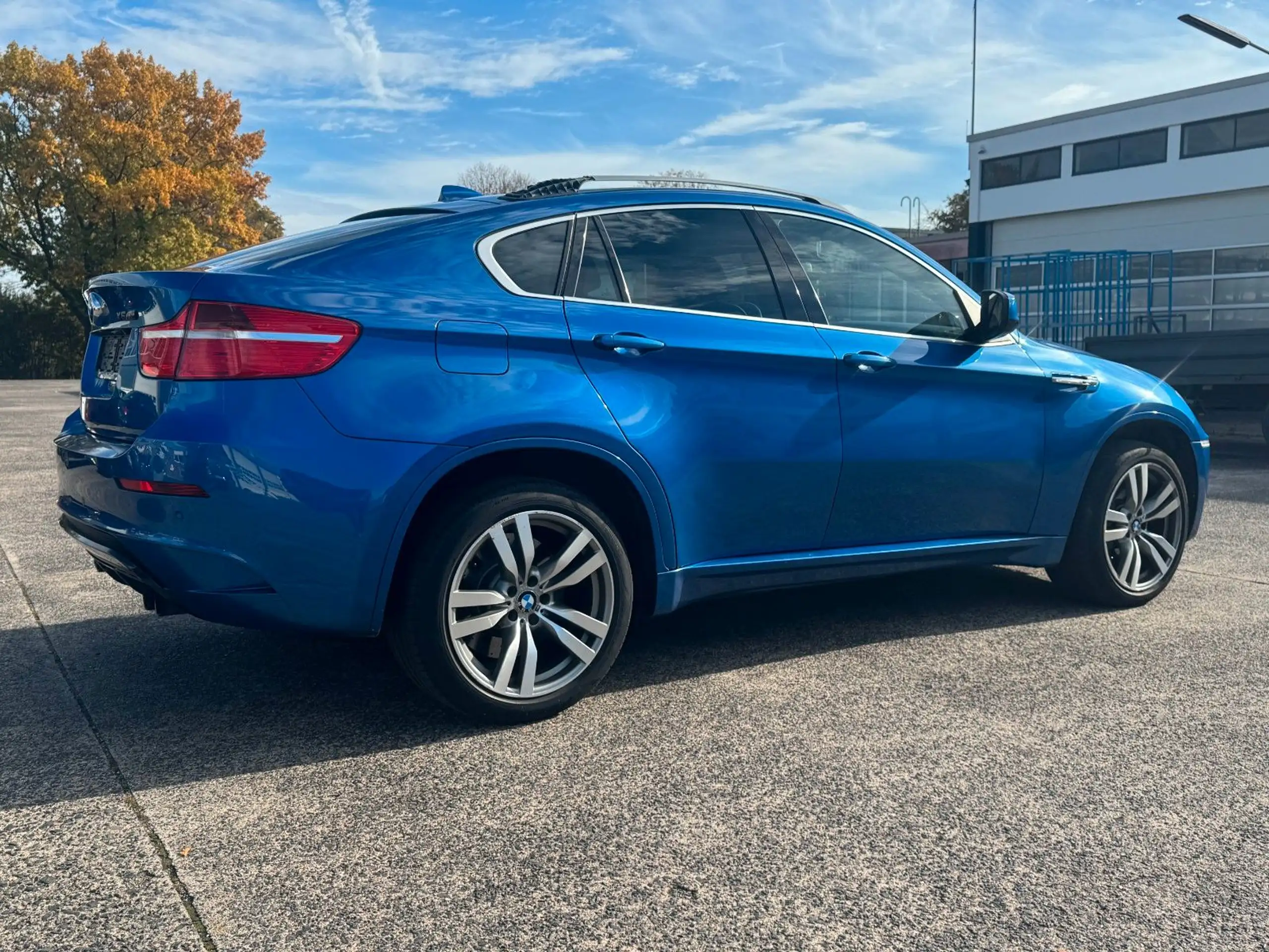 BMW - X6 M