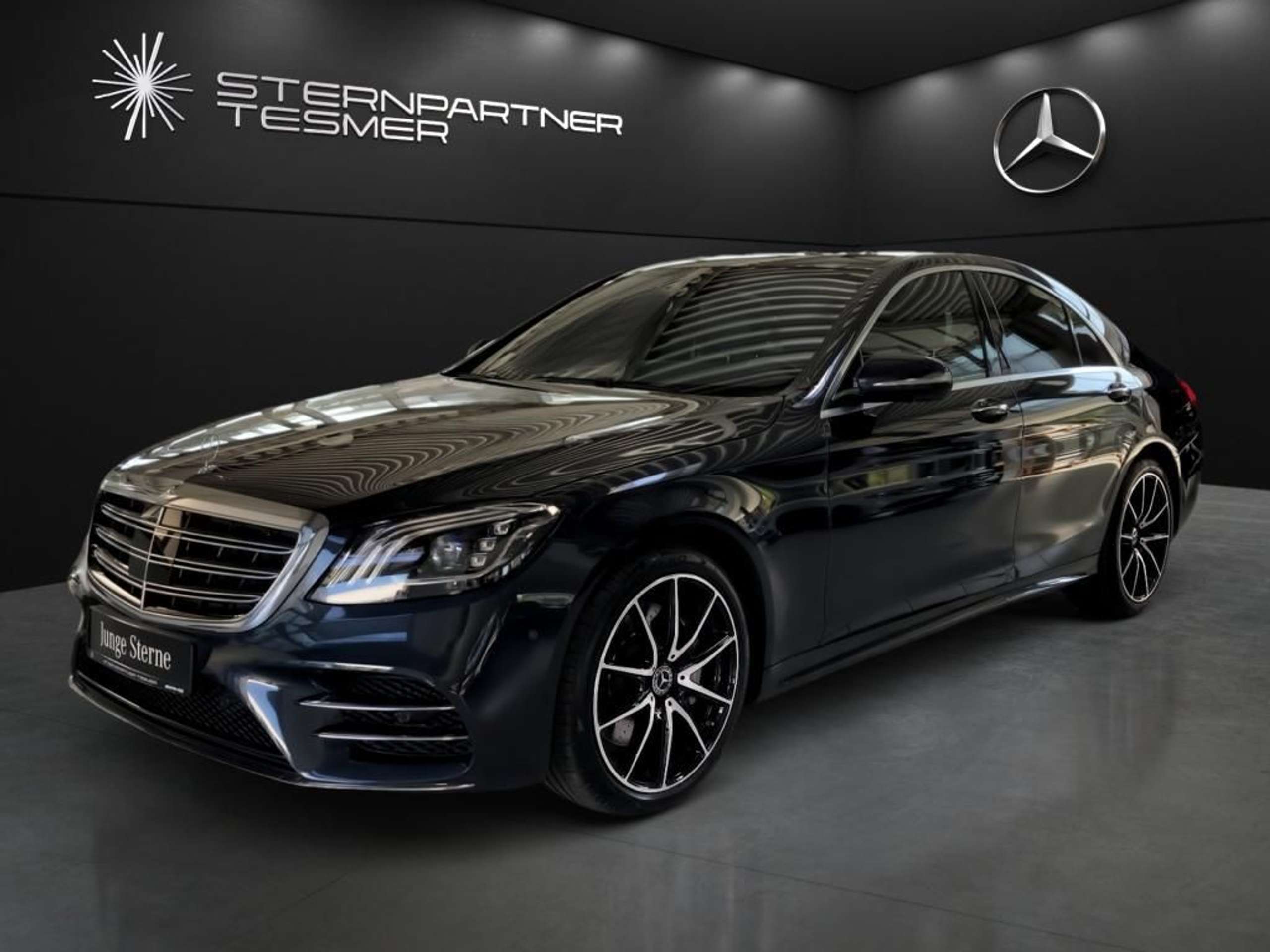 Mercedes-Benz - S 400