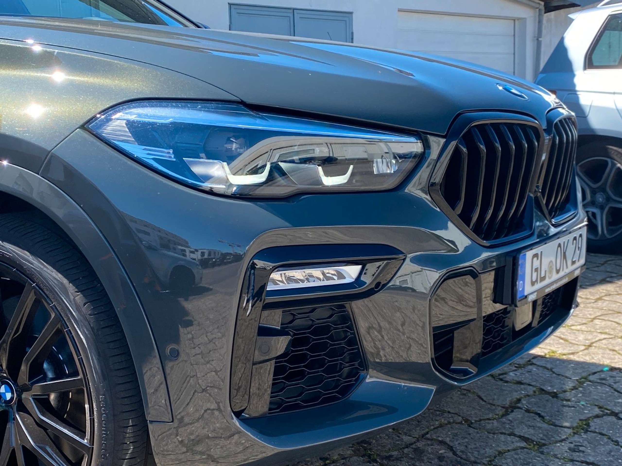 BMW - X6