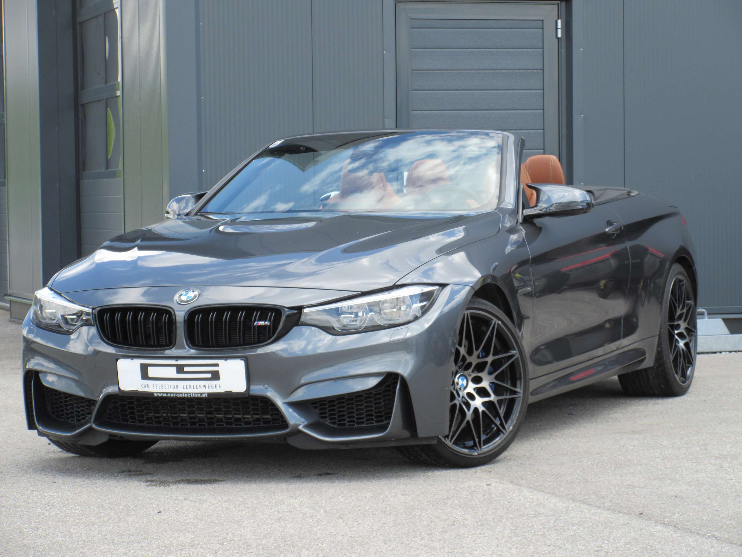 BMW - M4