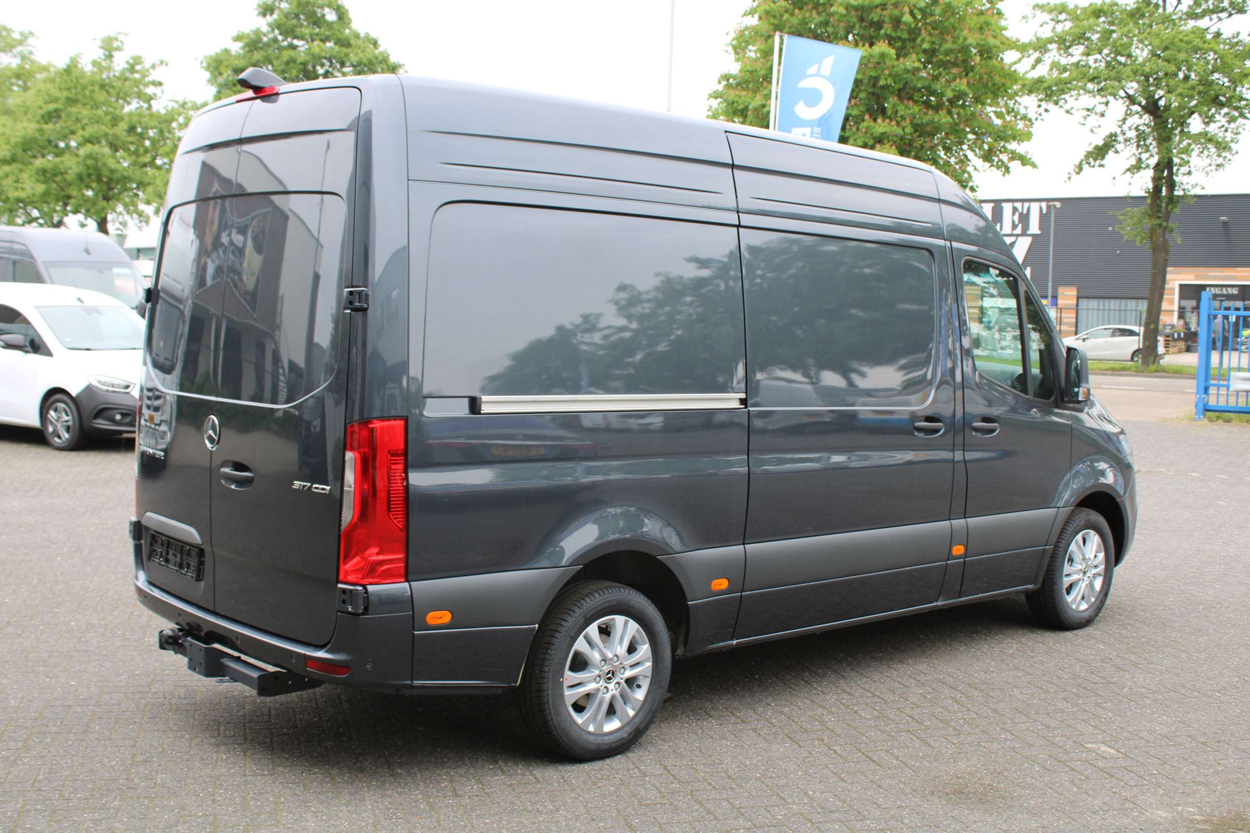 Mercedes-Benz - Sprinter