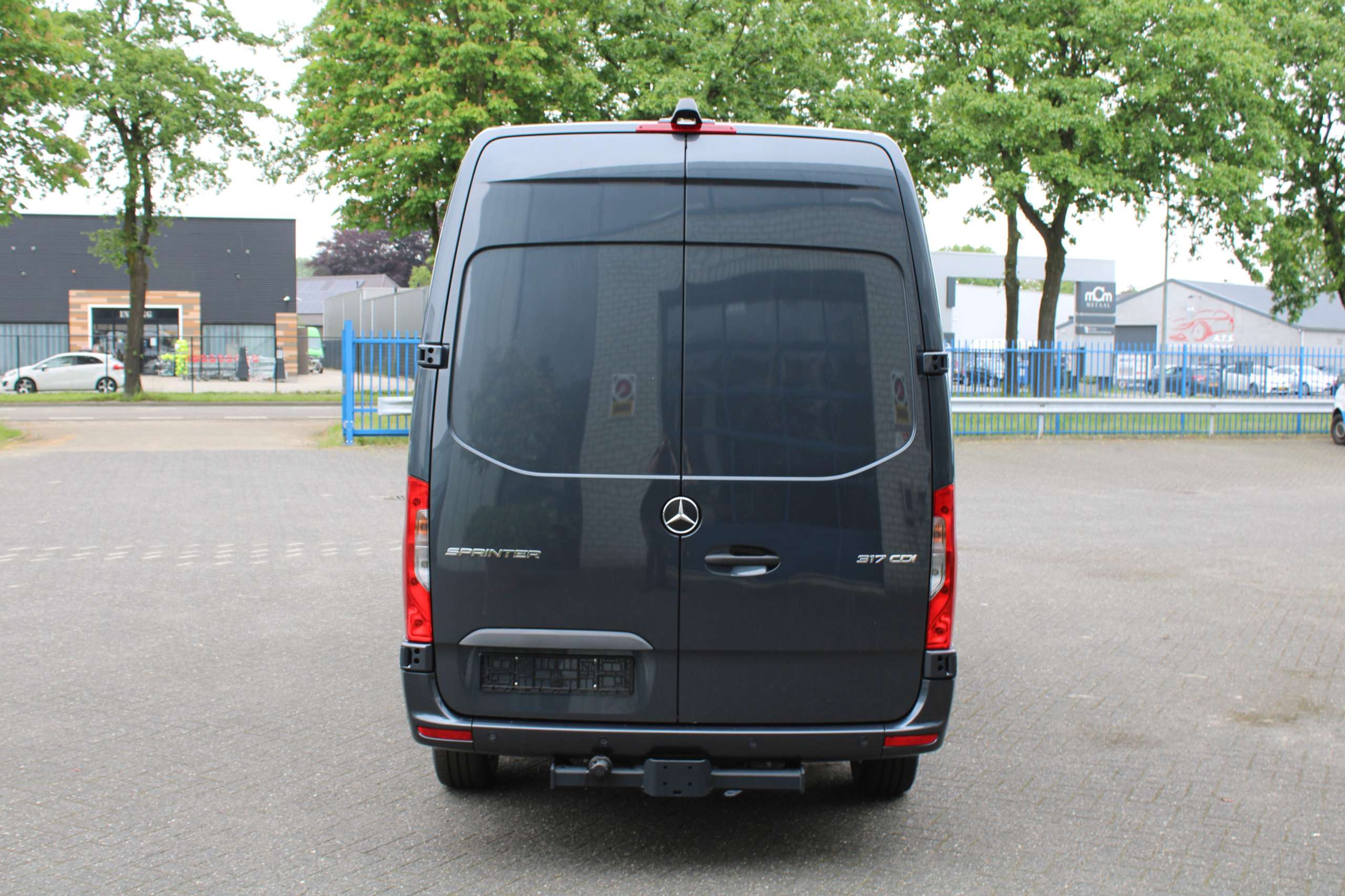 Mercedes-Benz - Sprinter