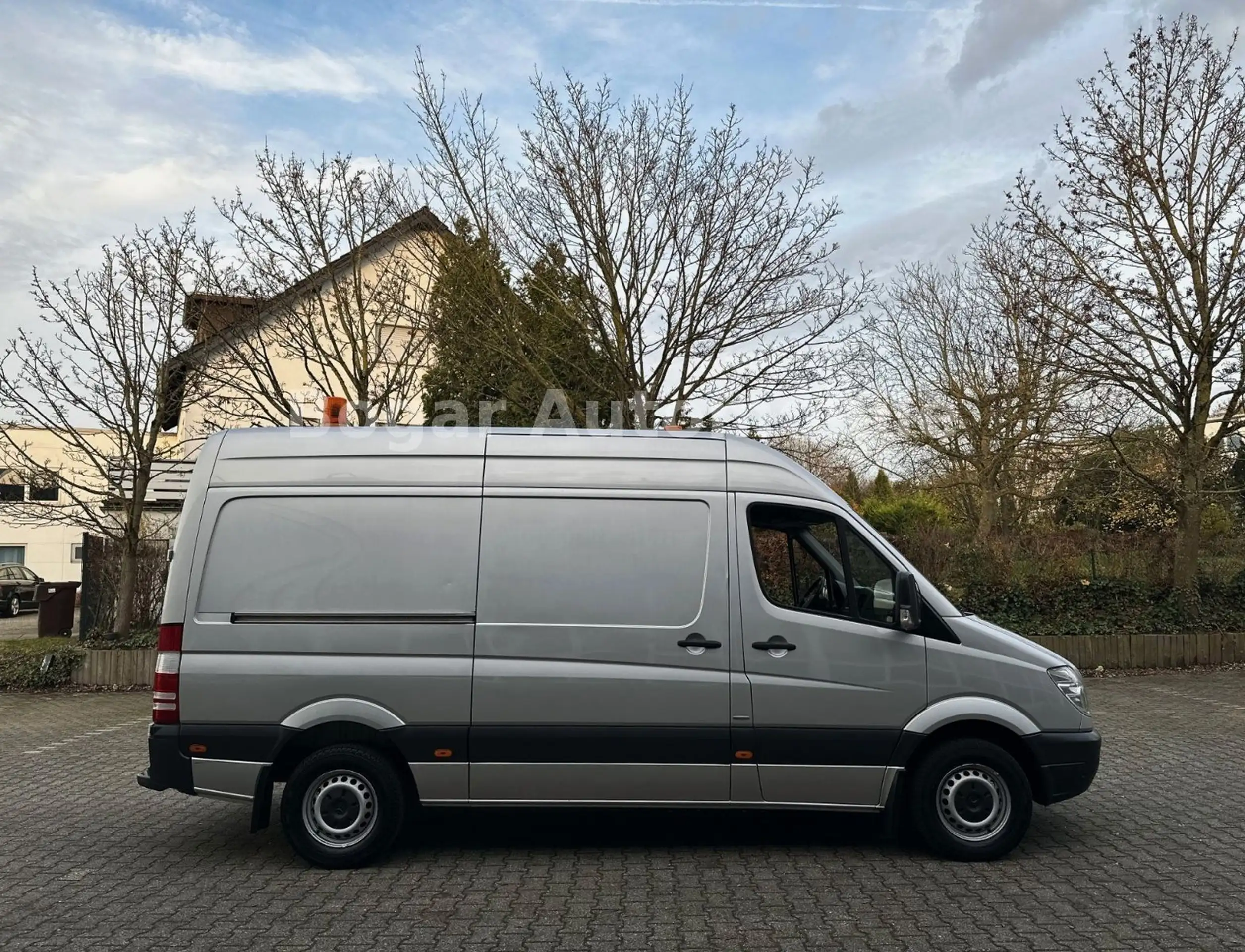 Mercedes-Benz - Sprinter