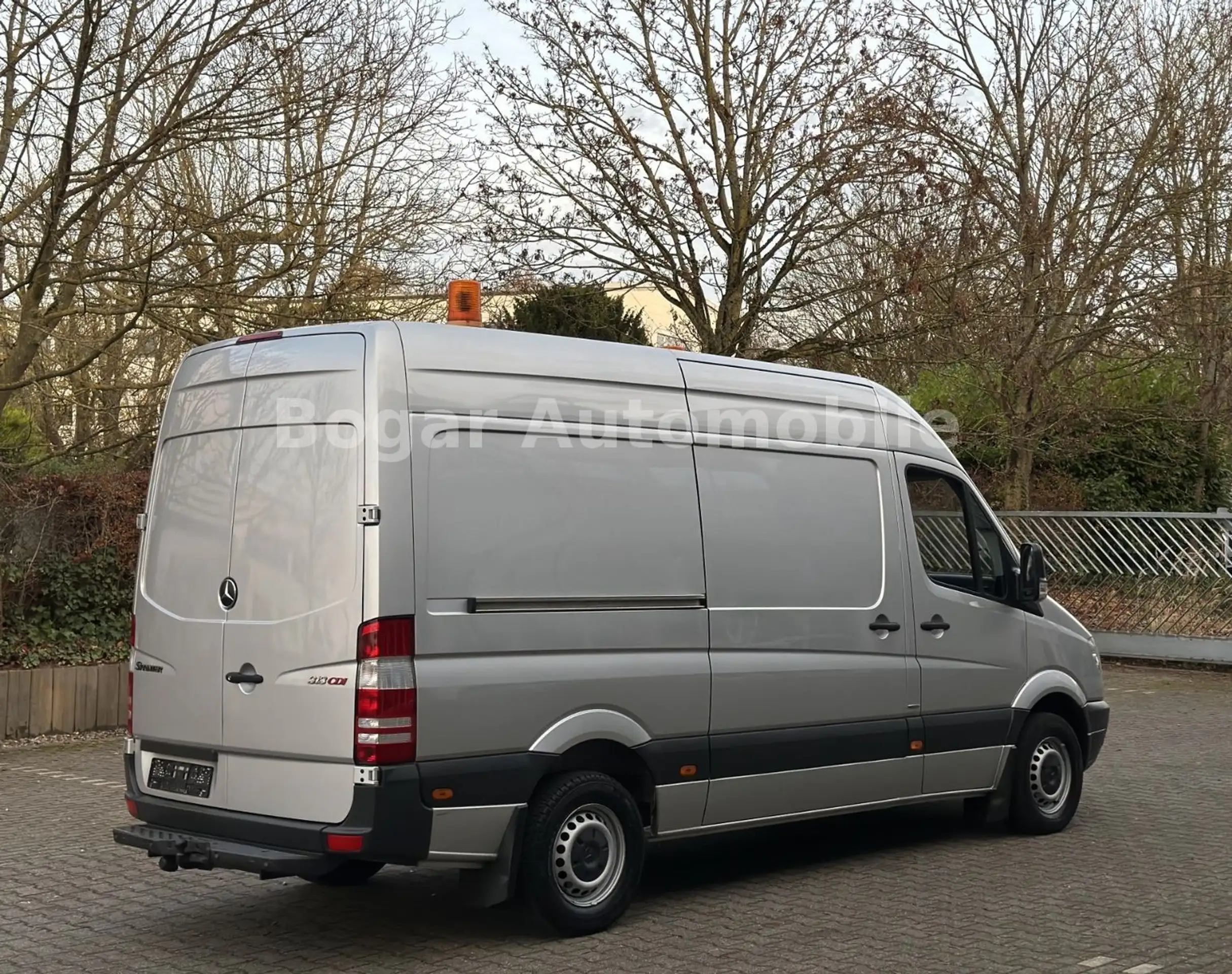 Mercedes-Benz - Sprinter