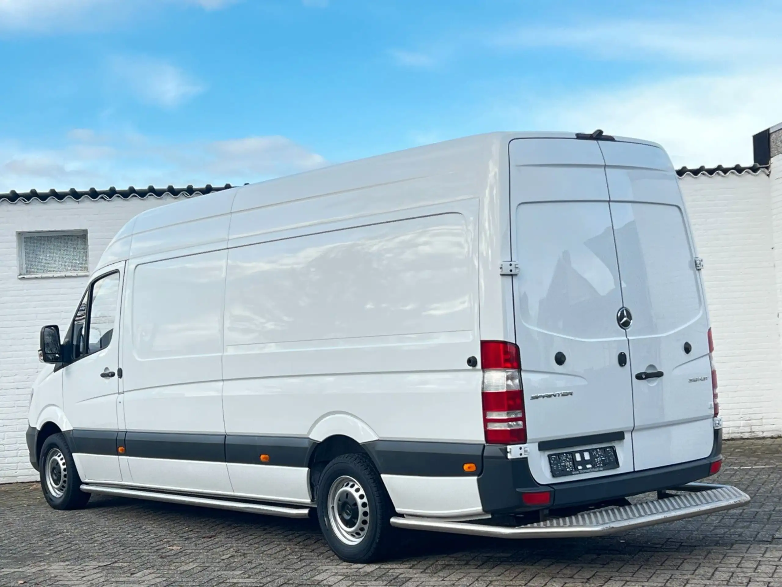 Mercedes-Benz - Sprinter