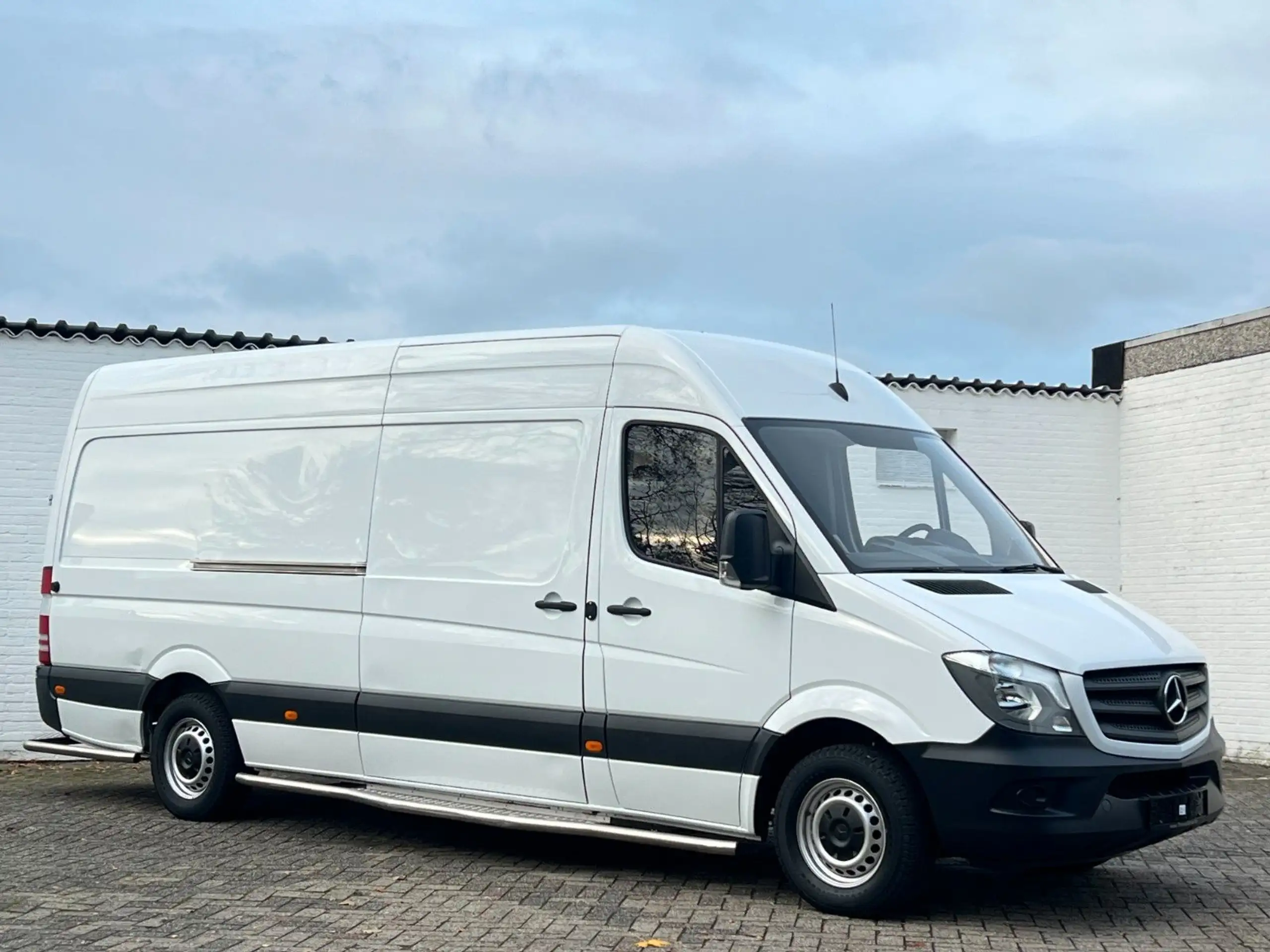 Mercedes-Benz - Sprinter