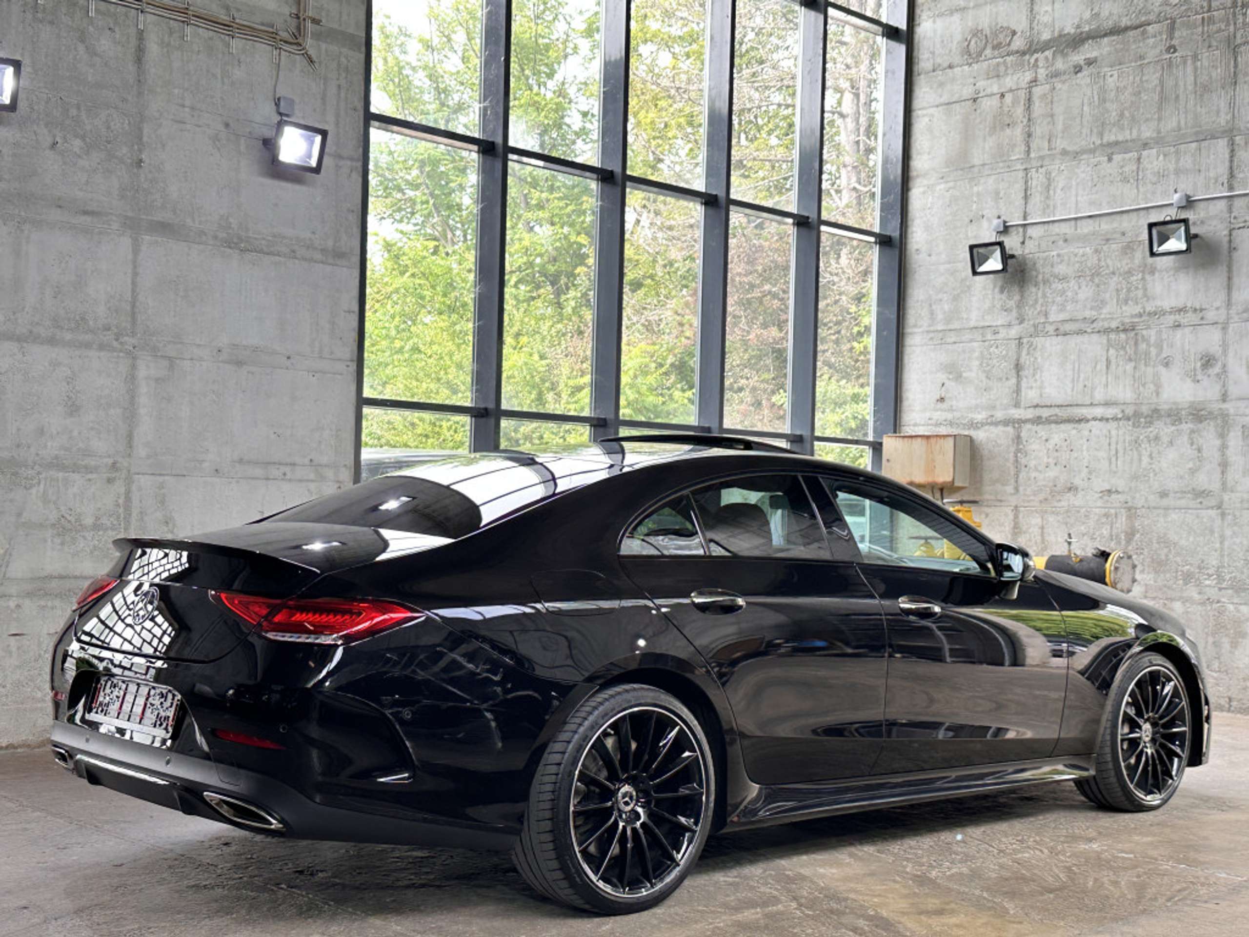 Mercedes-Benz - CLS 450