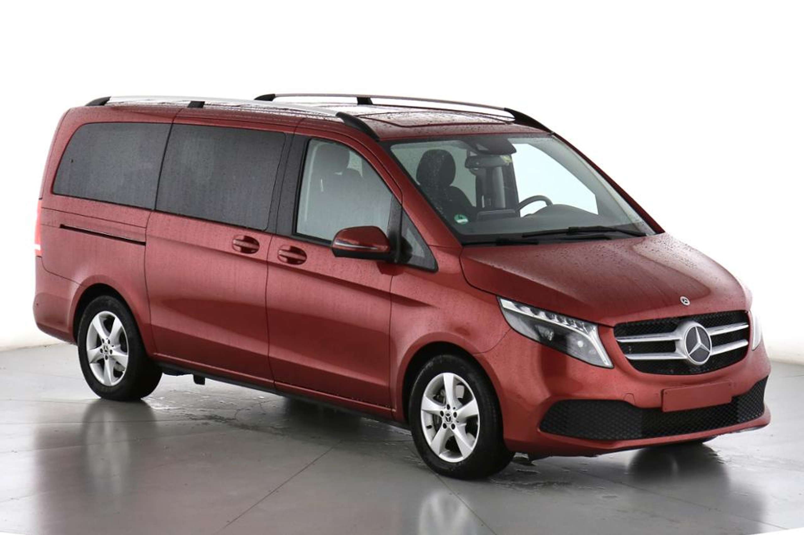 Mercedes-Benz - V 300