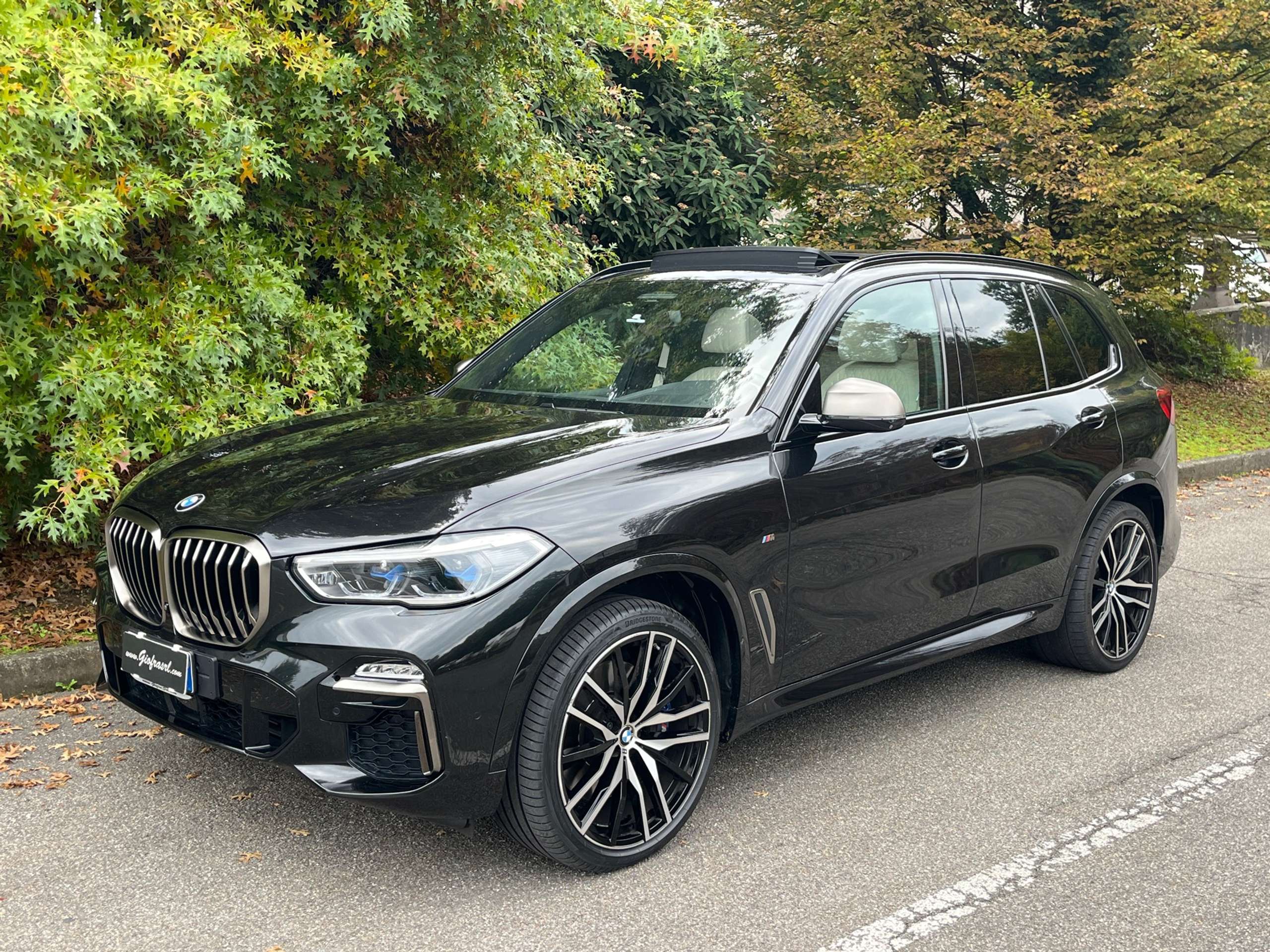 BMW - X5 M