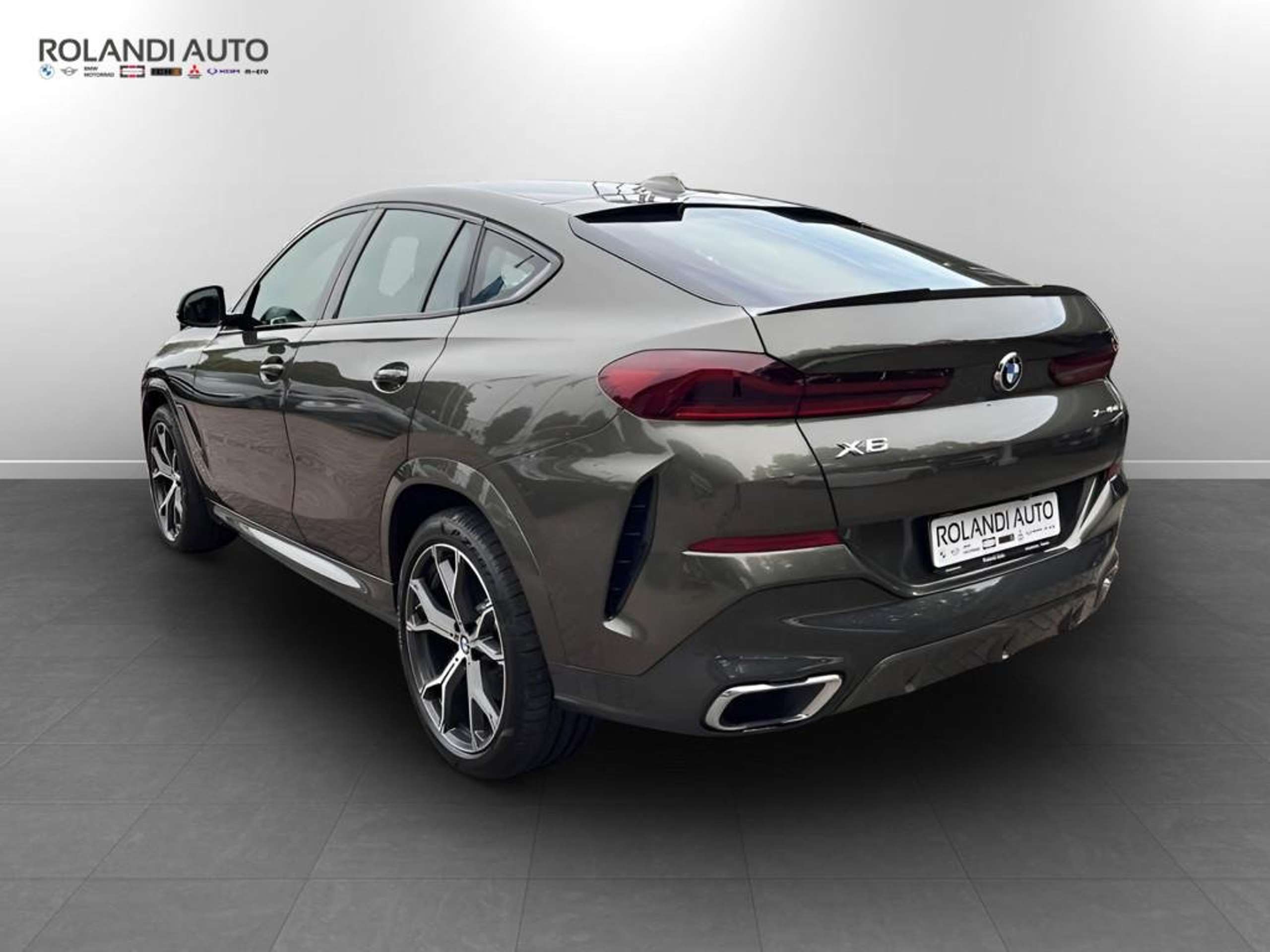 BMW - X6