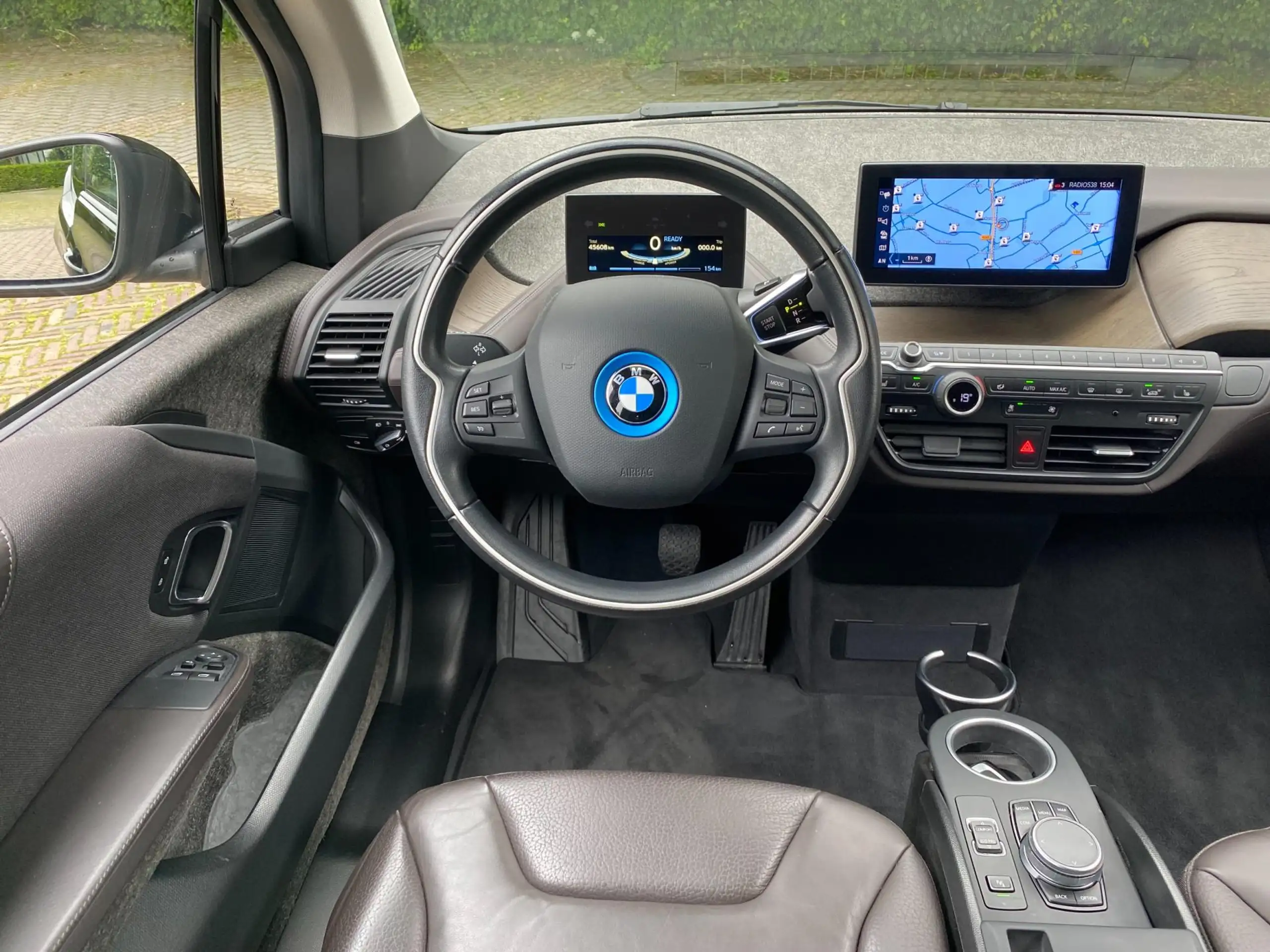 BMW - i3