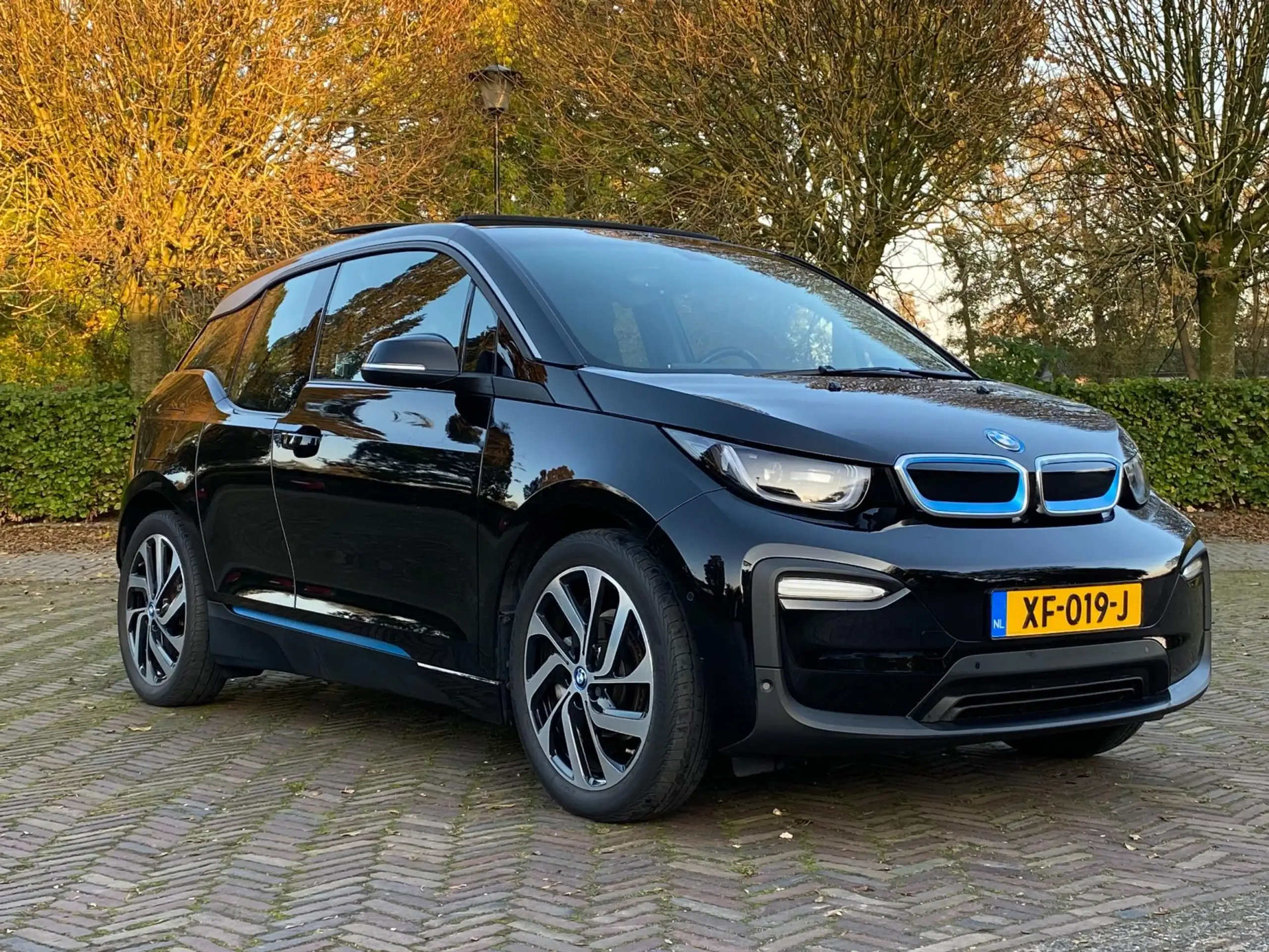 BMW - i3