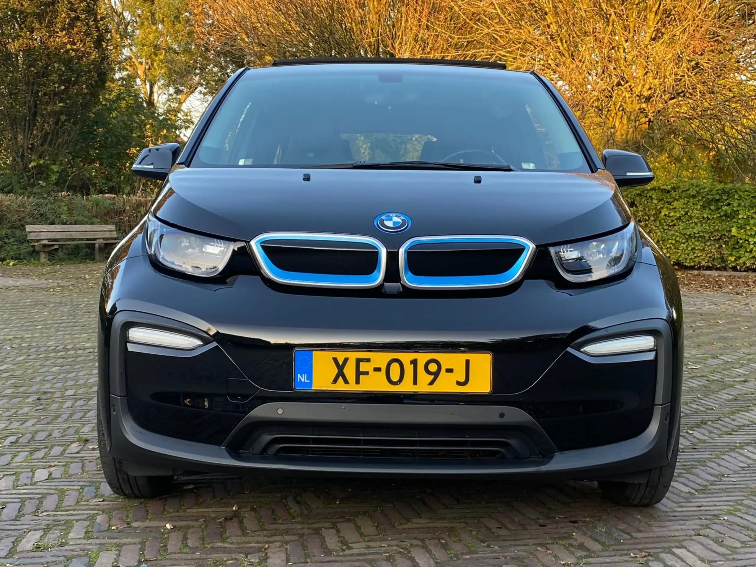 BMW - i3