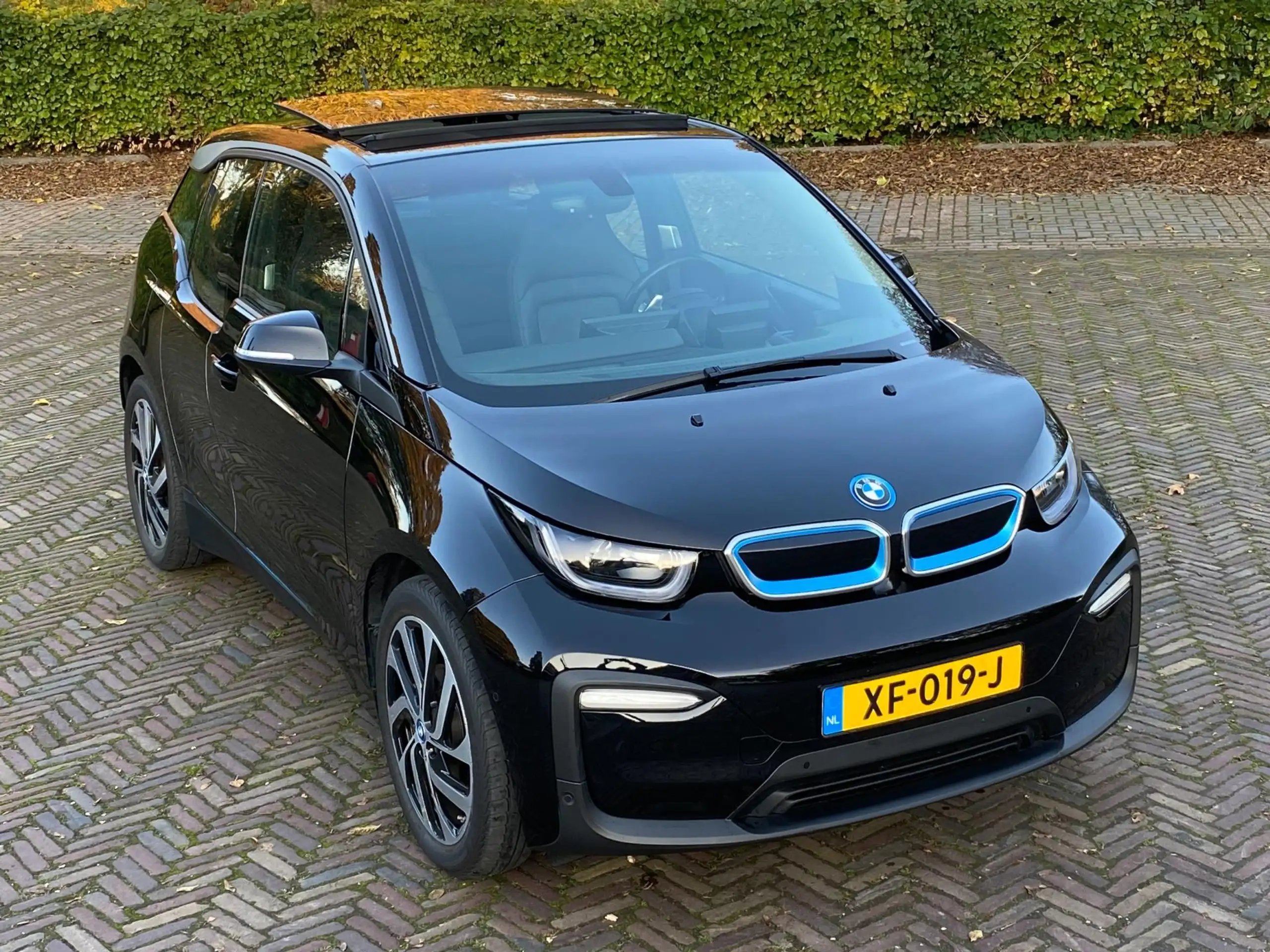 BMW - i3