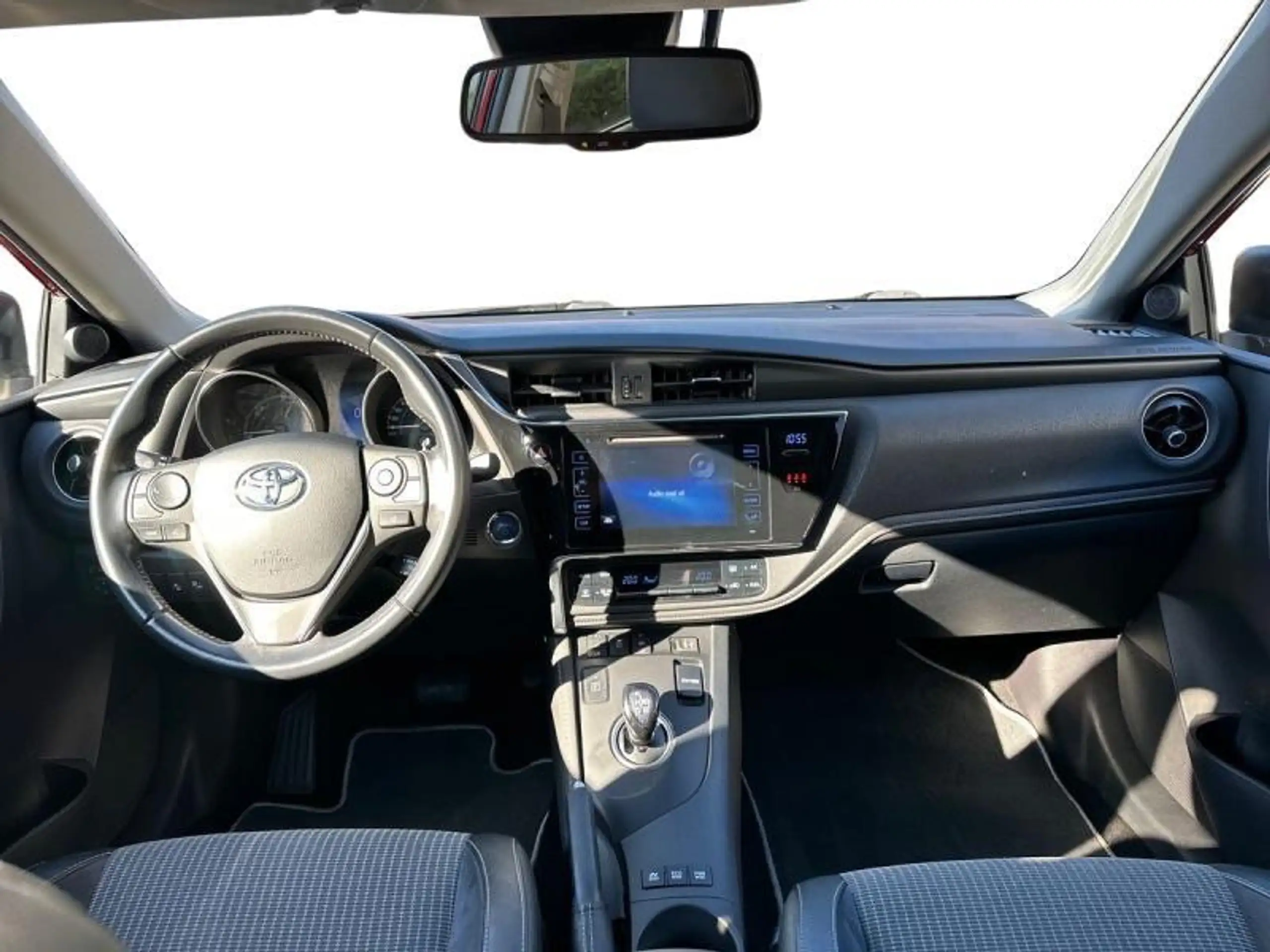 Toyota - Auris