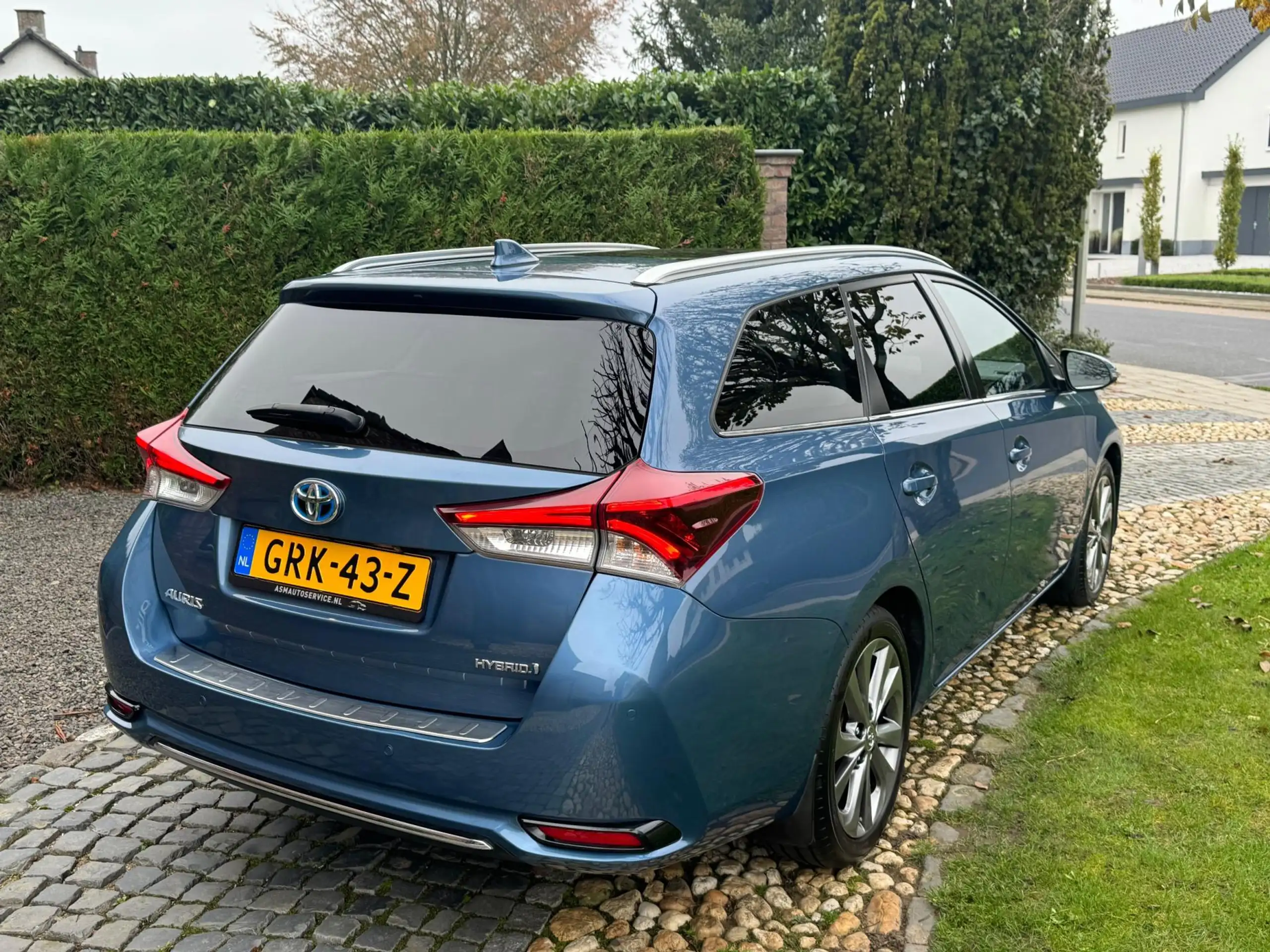 Toyota - Auris