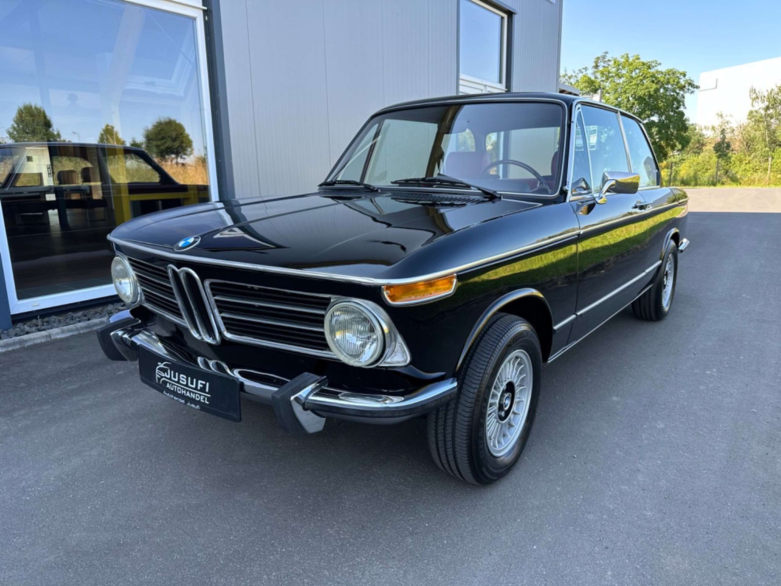 BMW - 2002