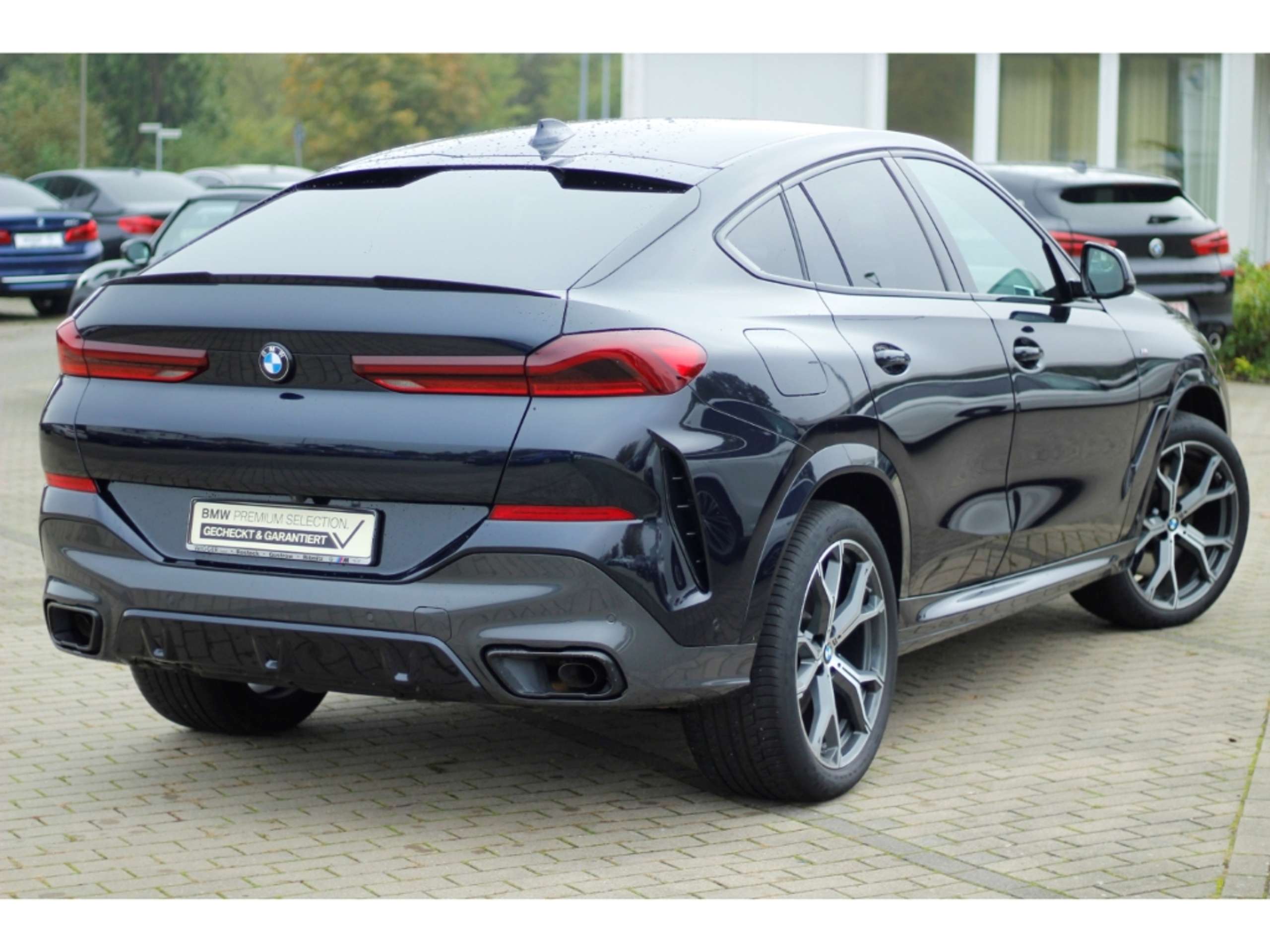 BMW - X6