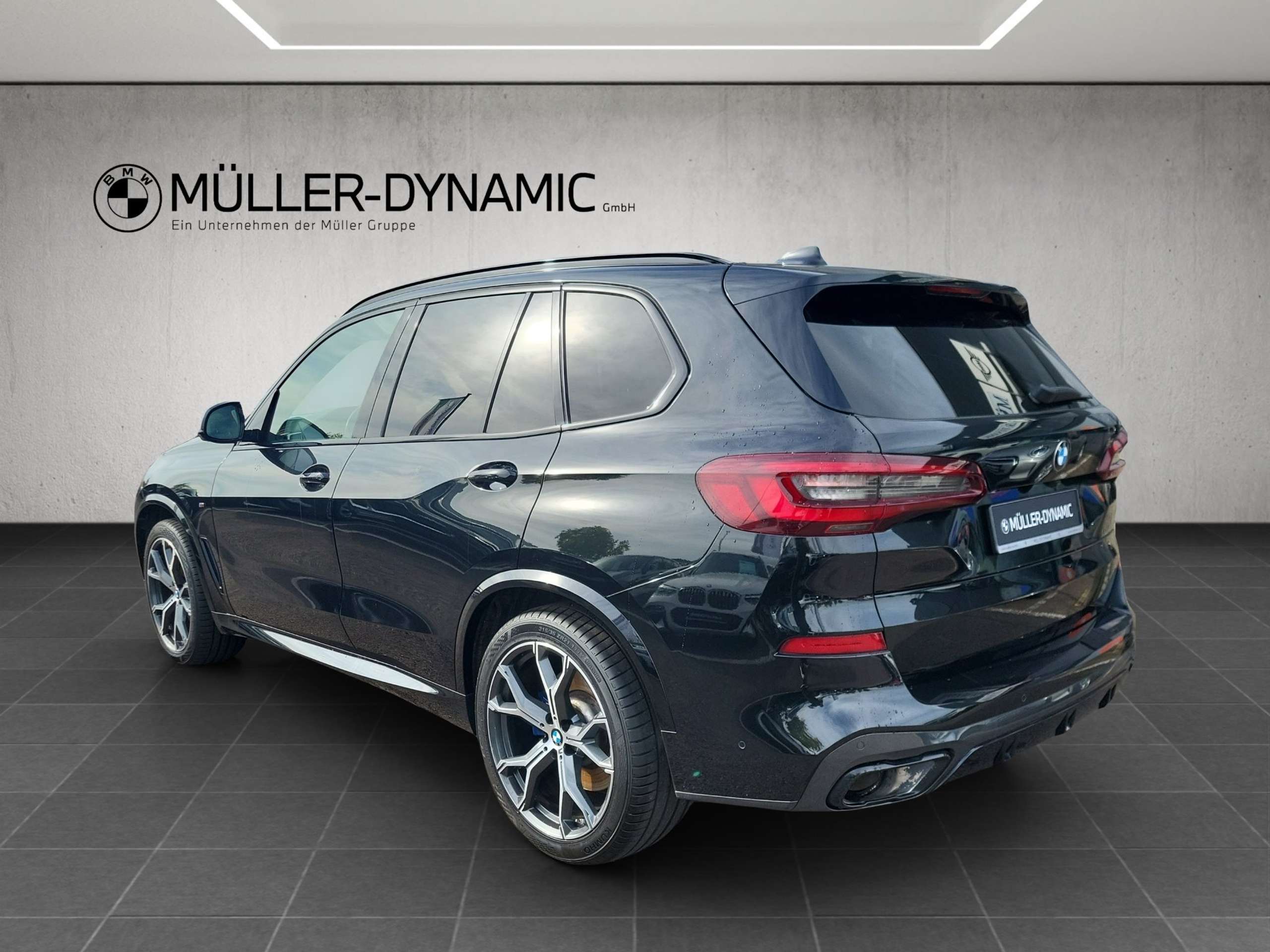 BMW - X5 M