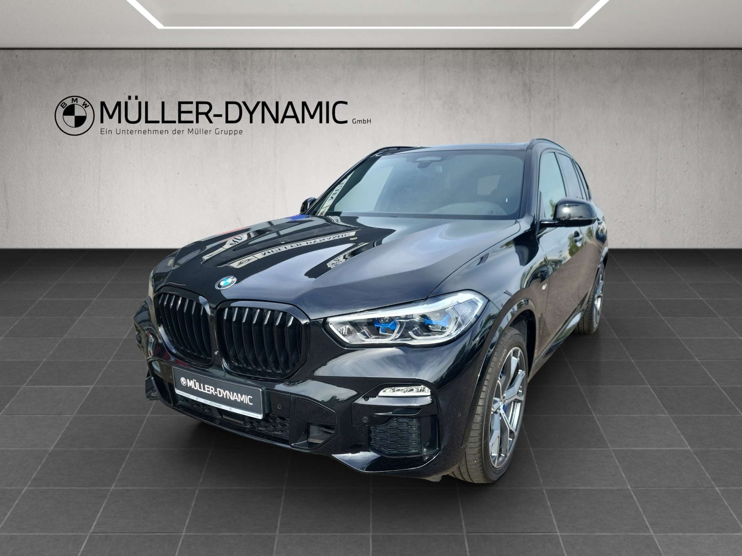 BMW - X5 M