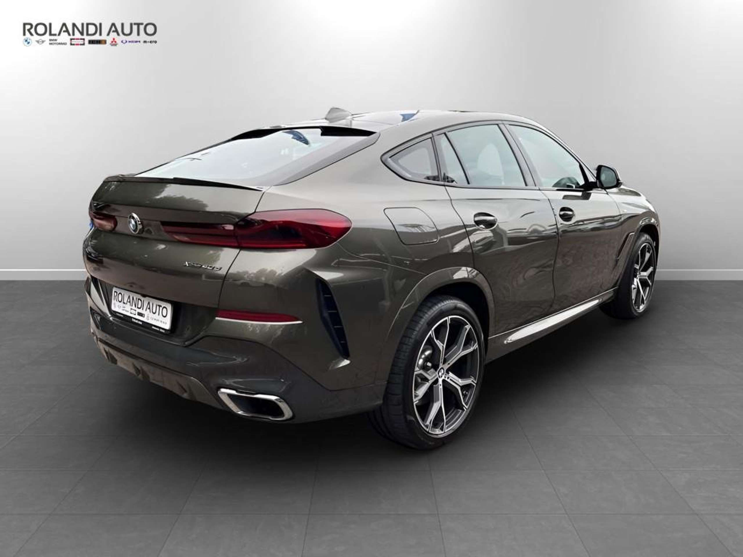 BMW - X6