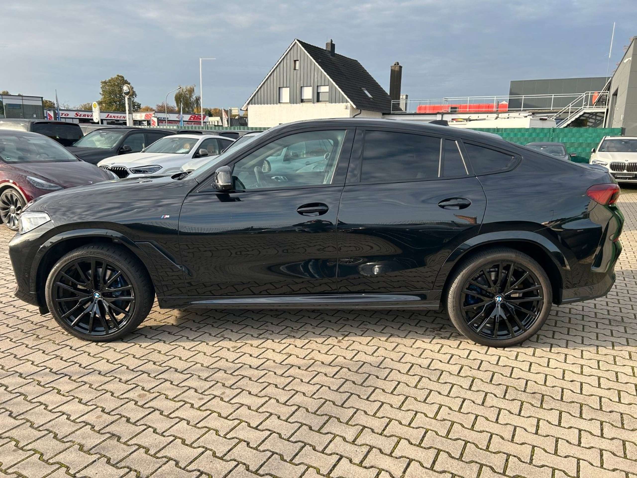 BMW - X6