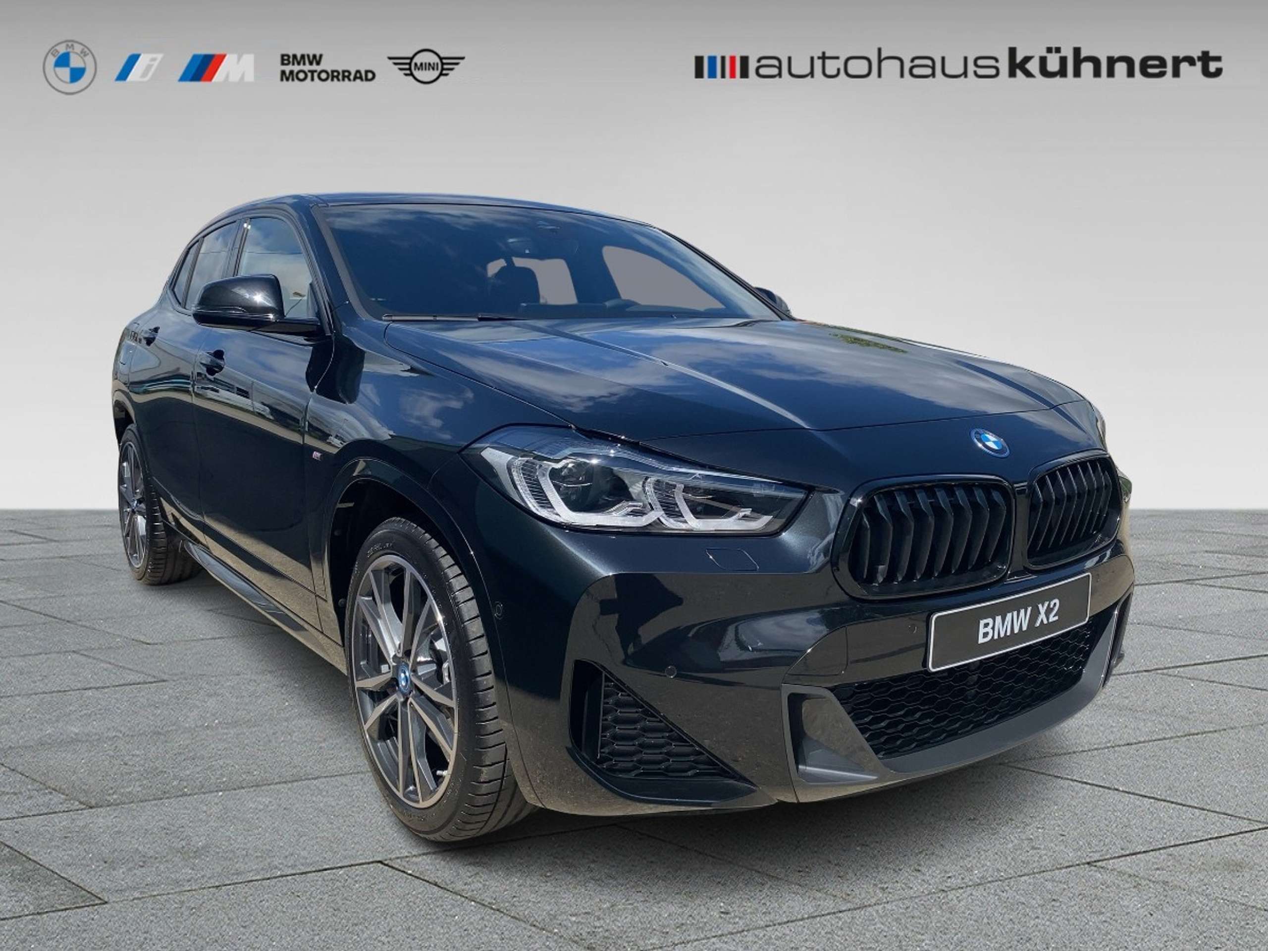 BMW - X2