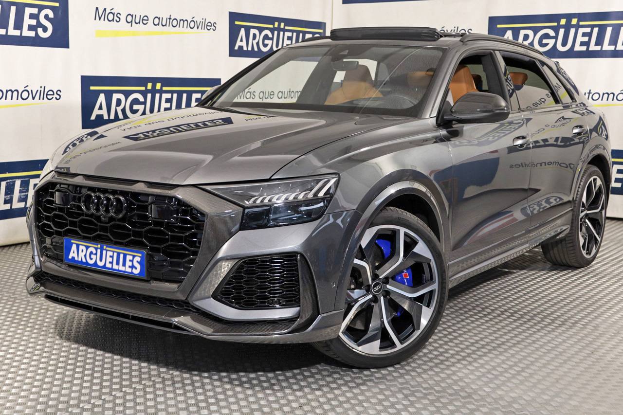 Audi - Q8