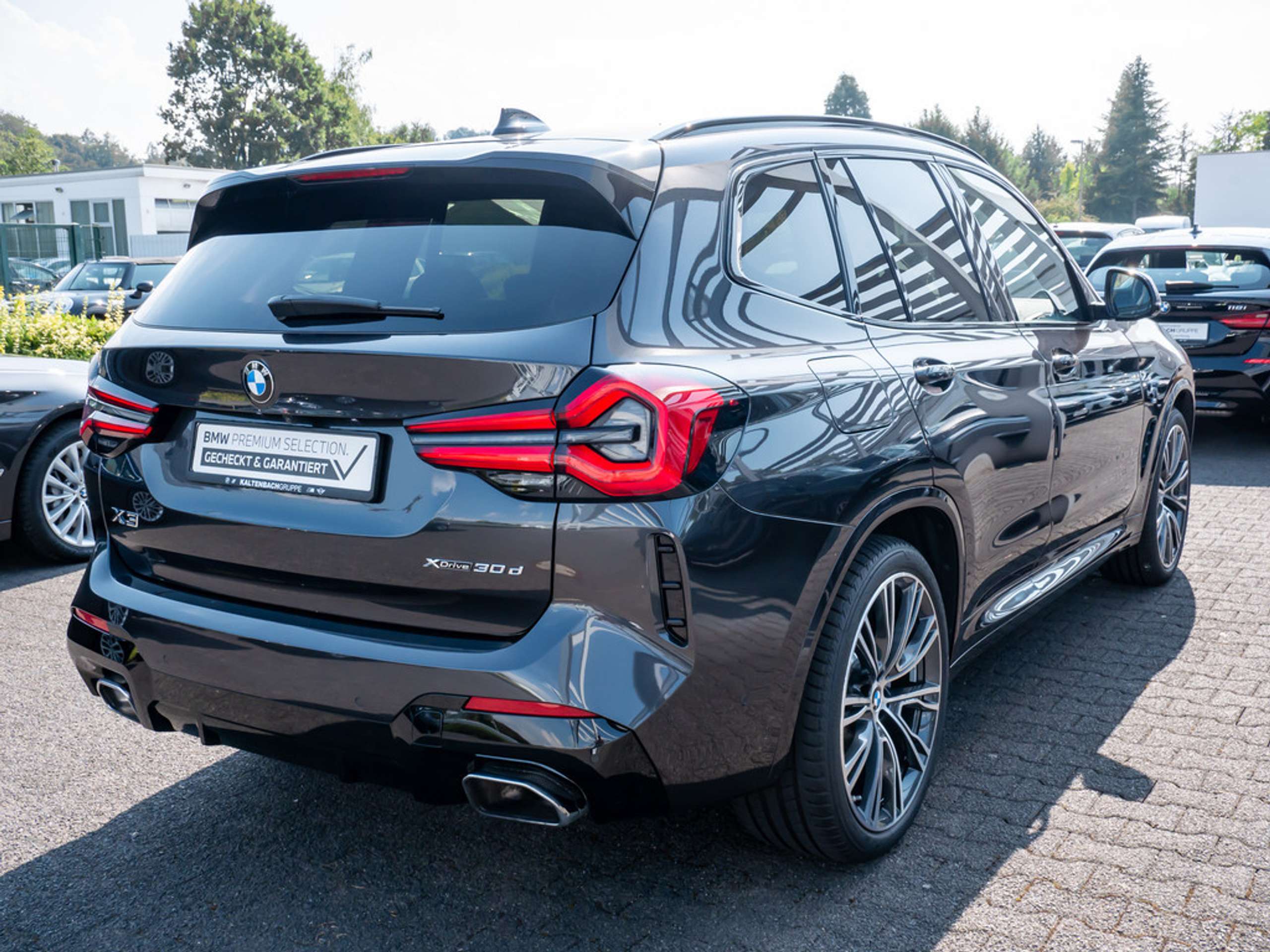 BMW - X3