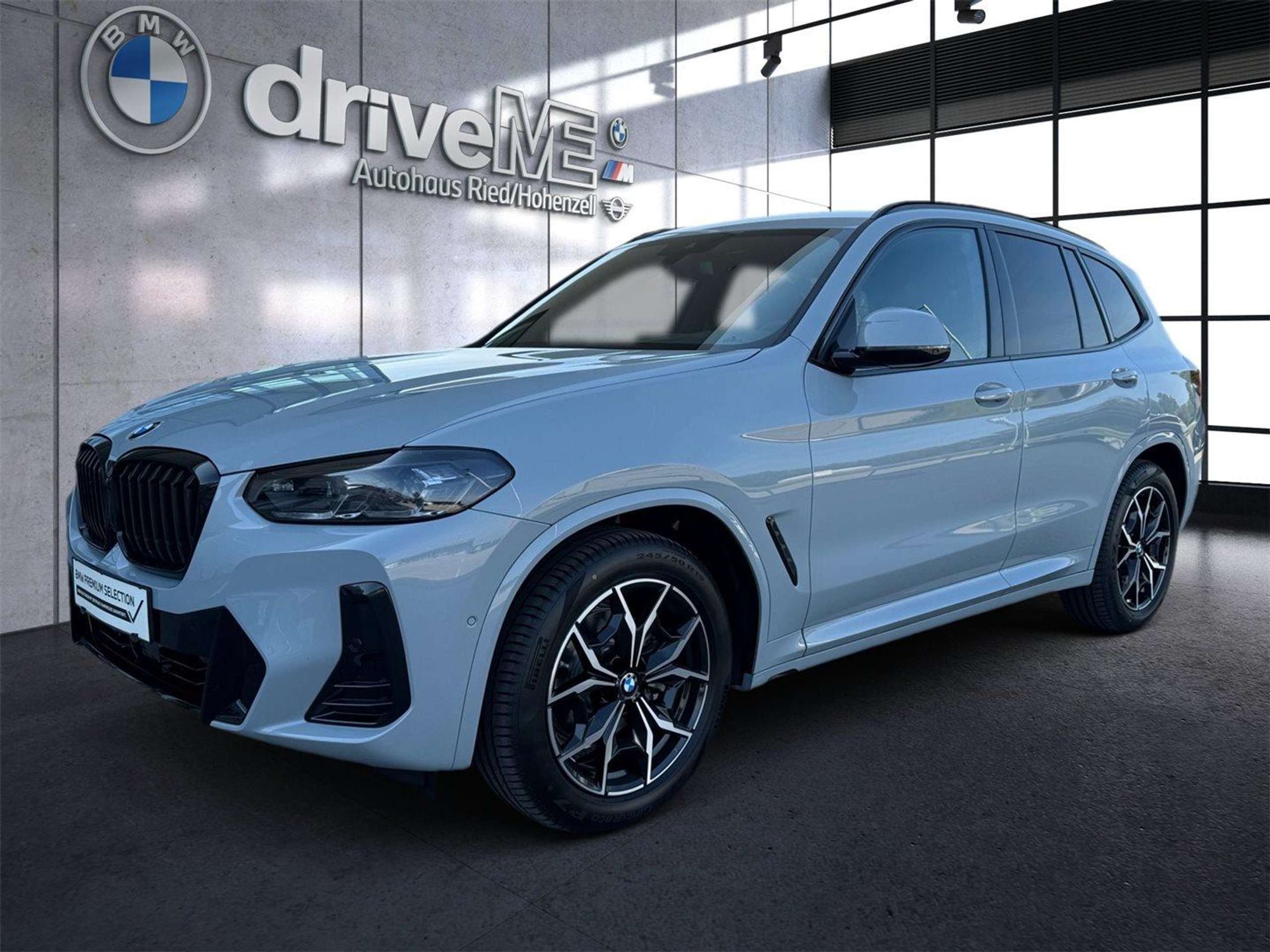 BMW - X3