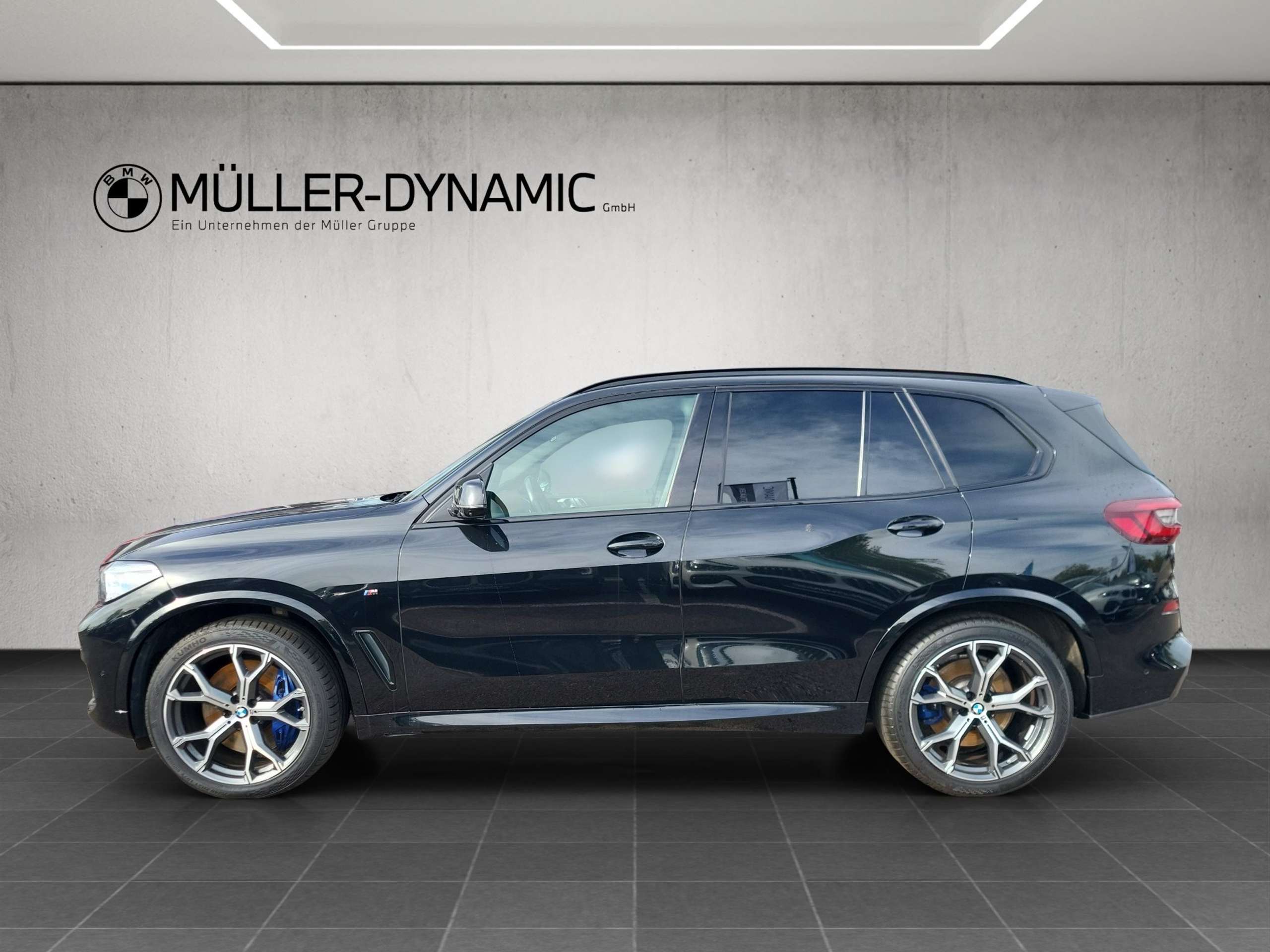 BMW - X5 M