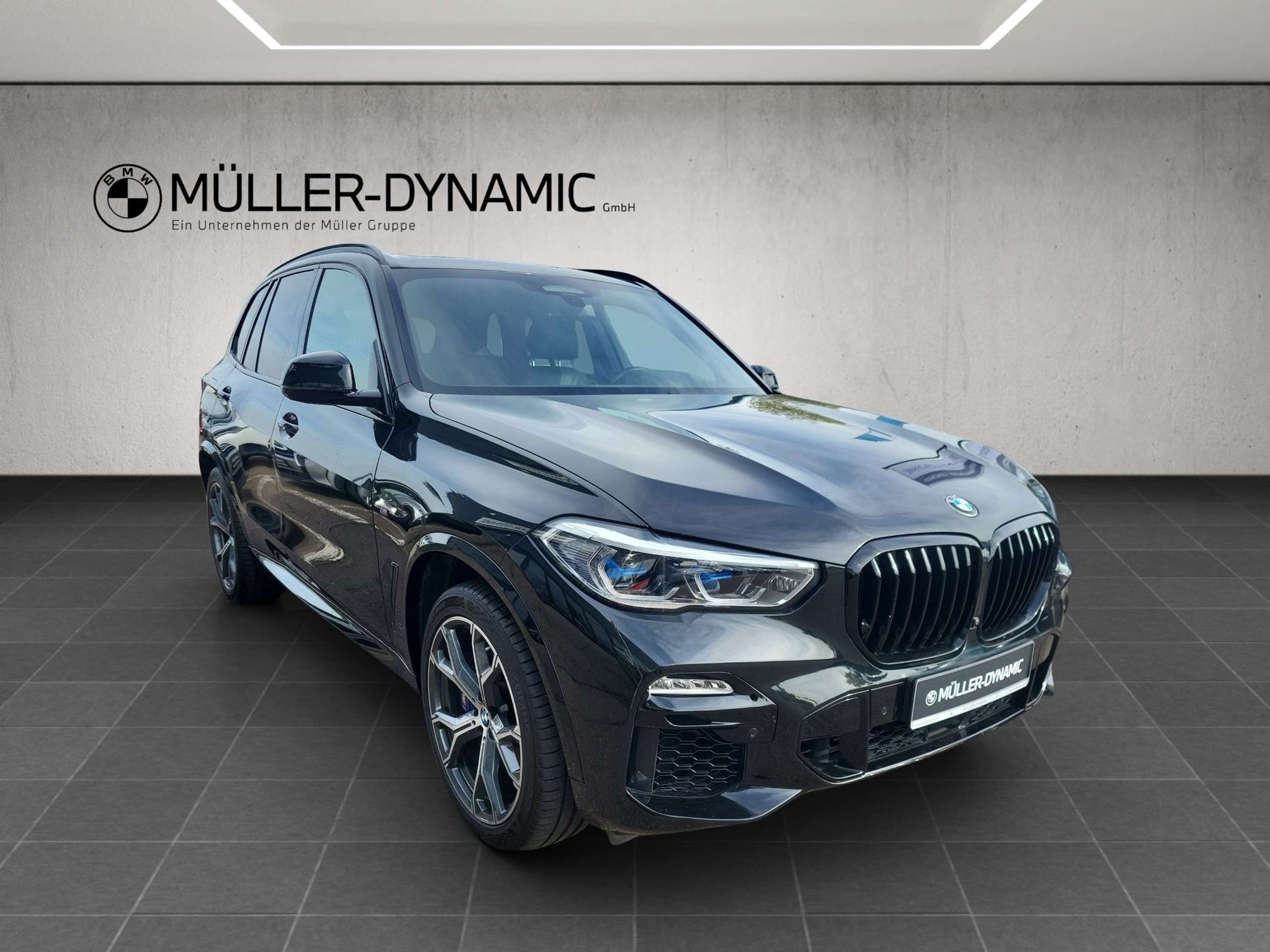 BMW - X5 M