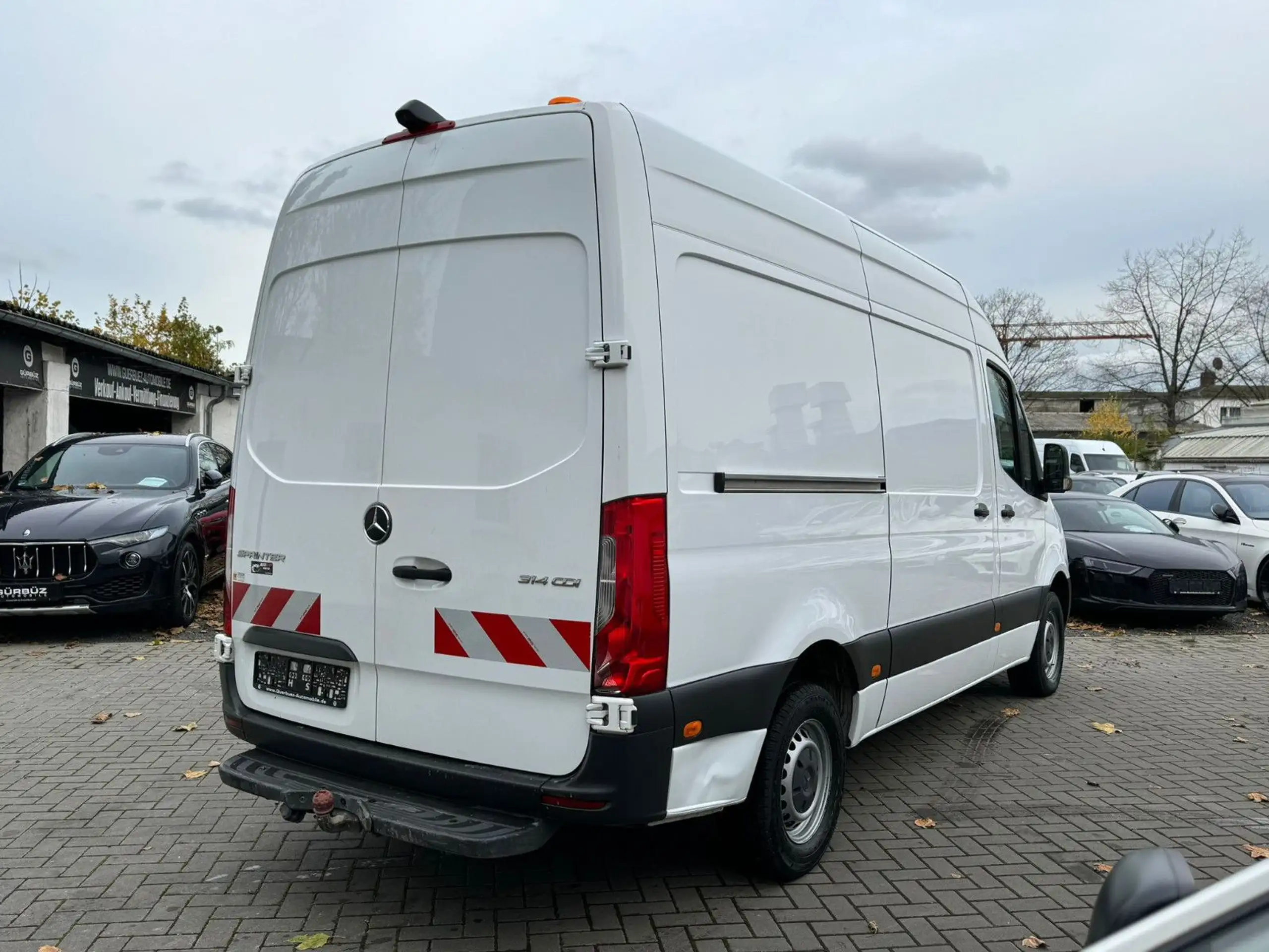 Mercedes-Benz - Sprinter