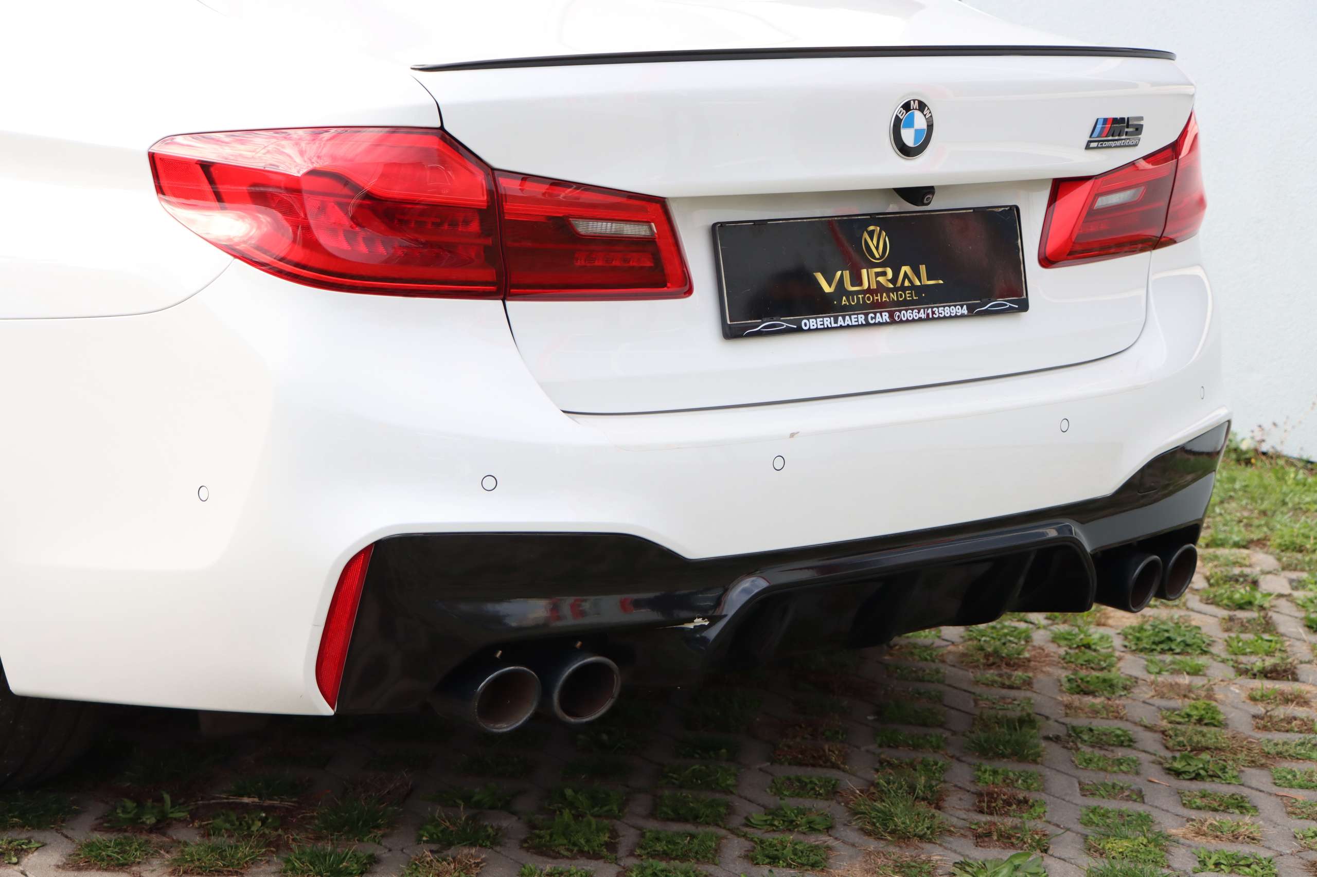 BMW - M5