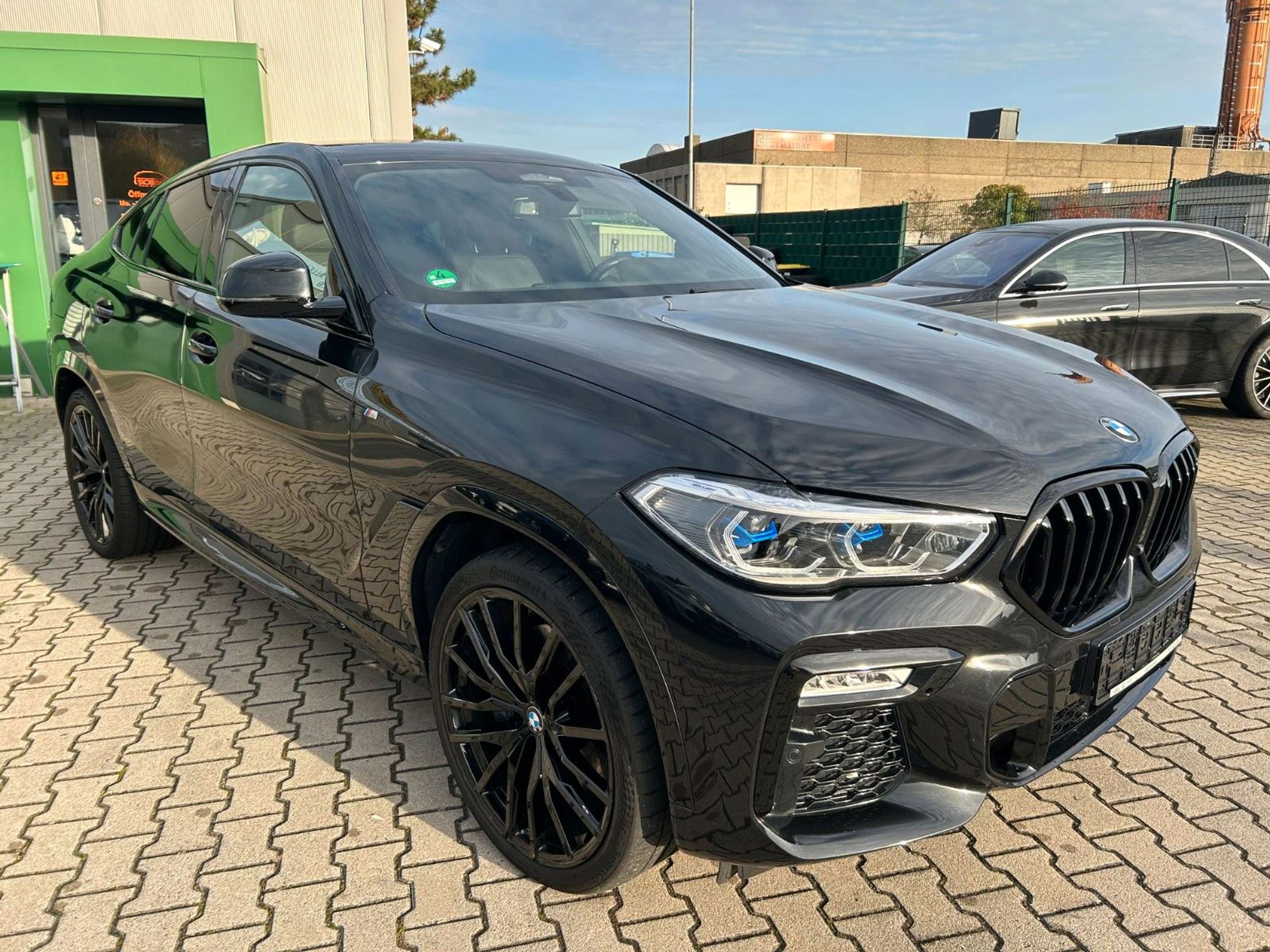 BMW - X6