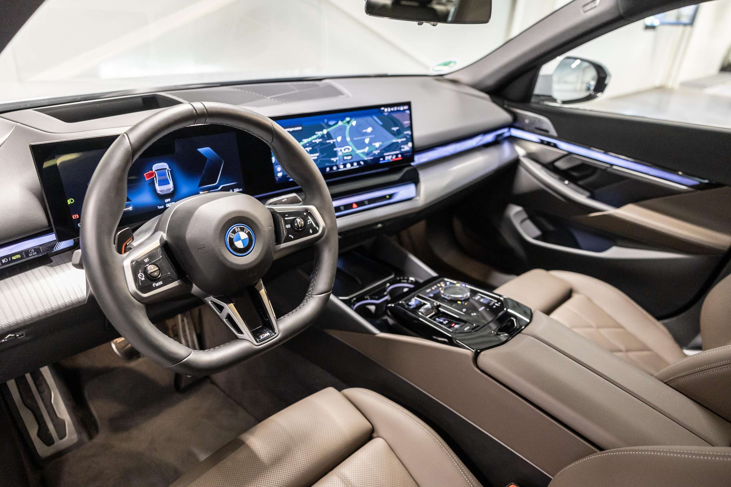 BMW - i5