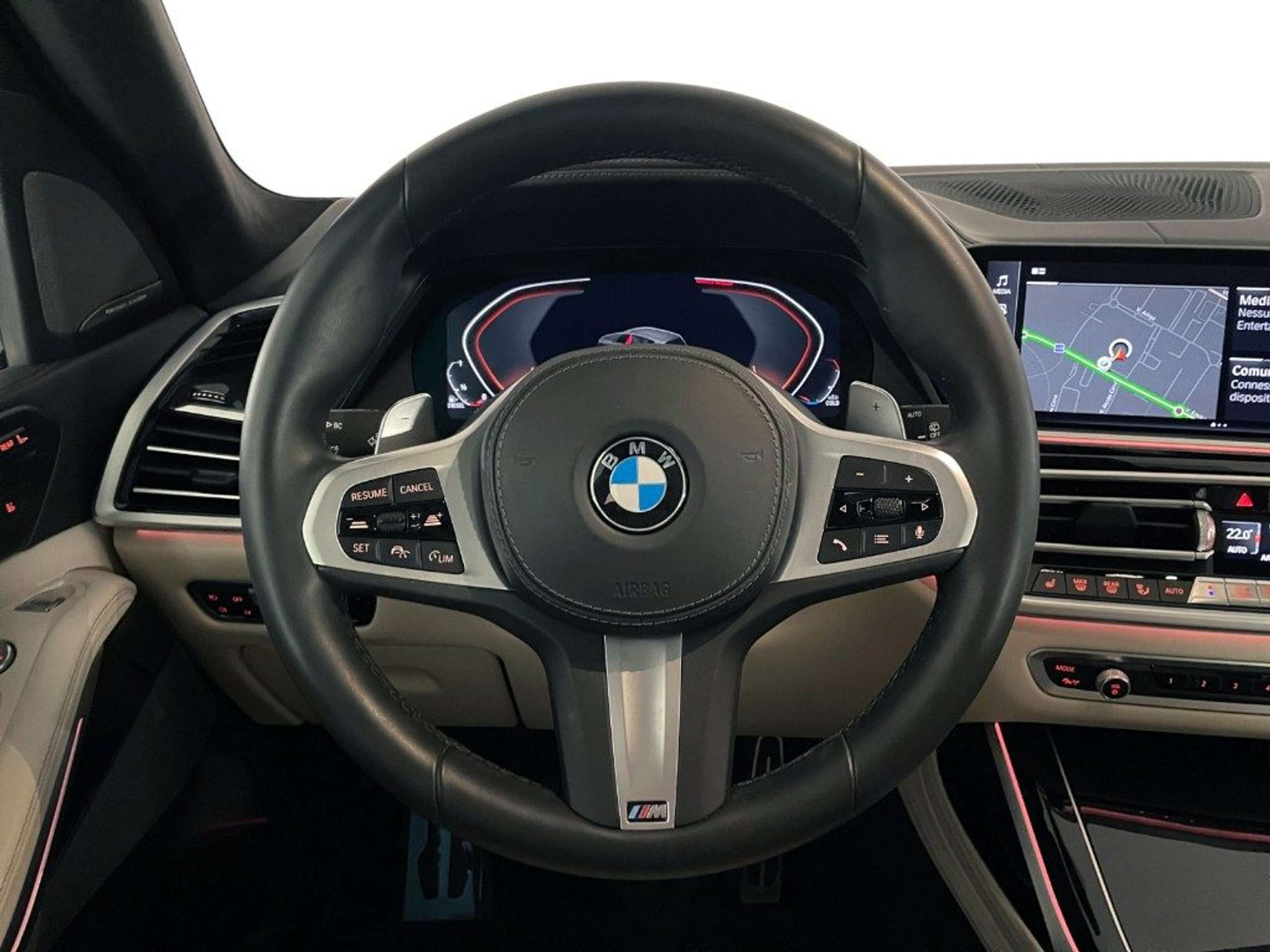 BMW - X7