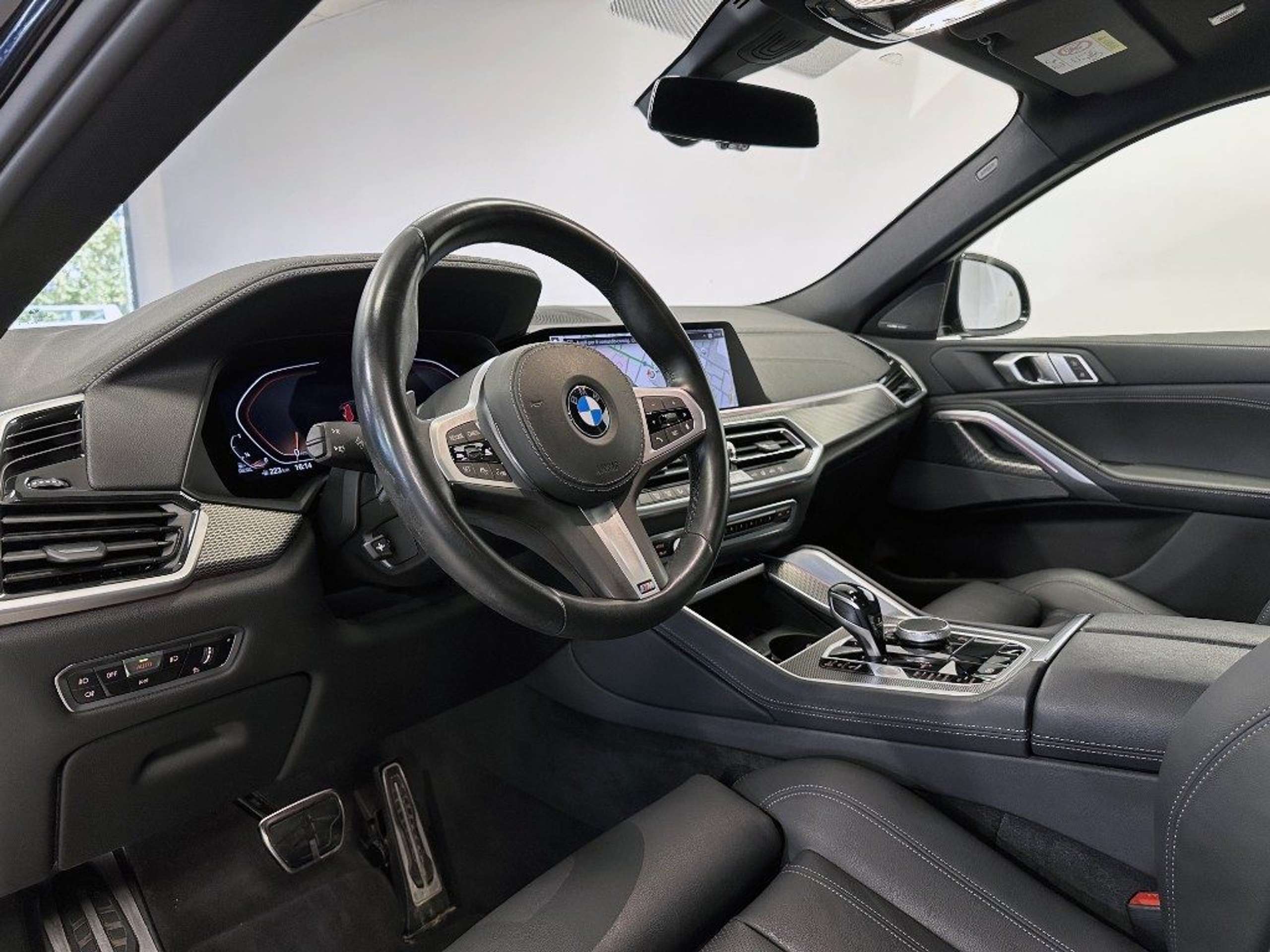 BMW - X6