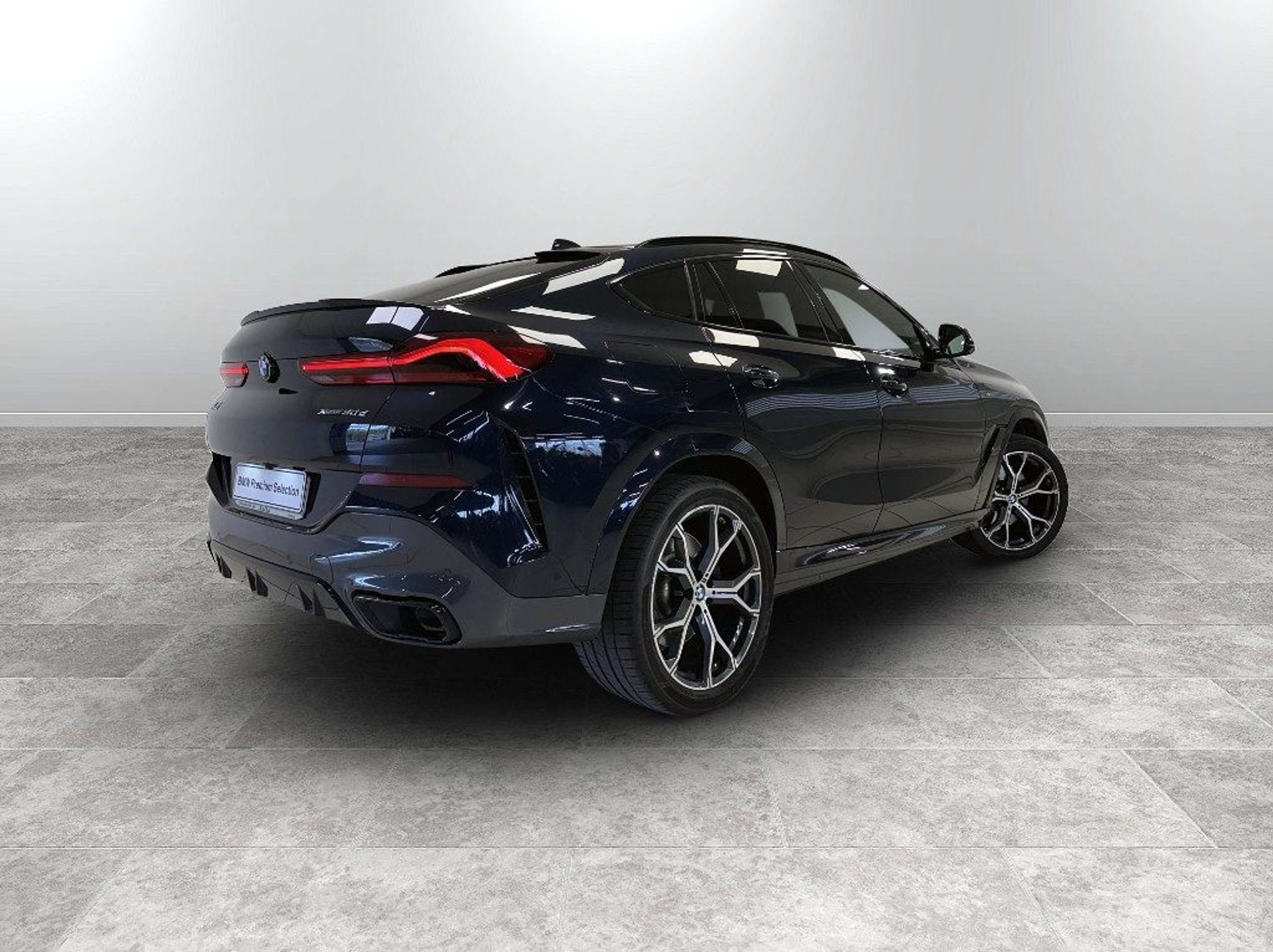 BMW - X6