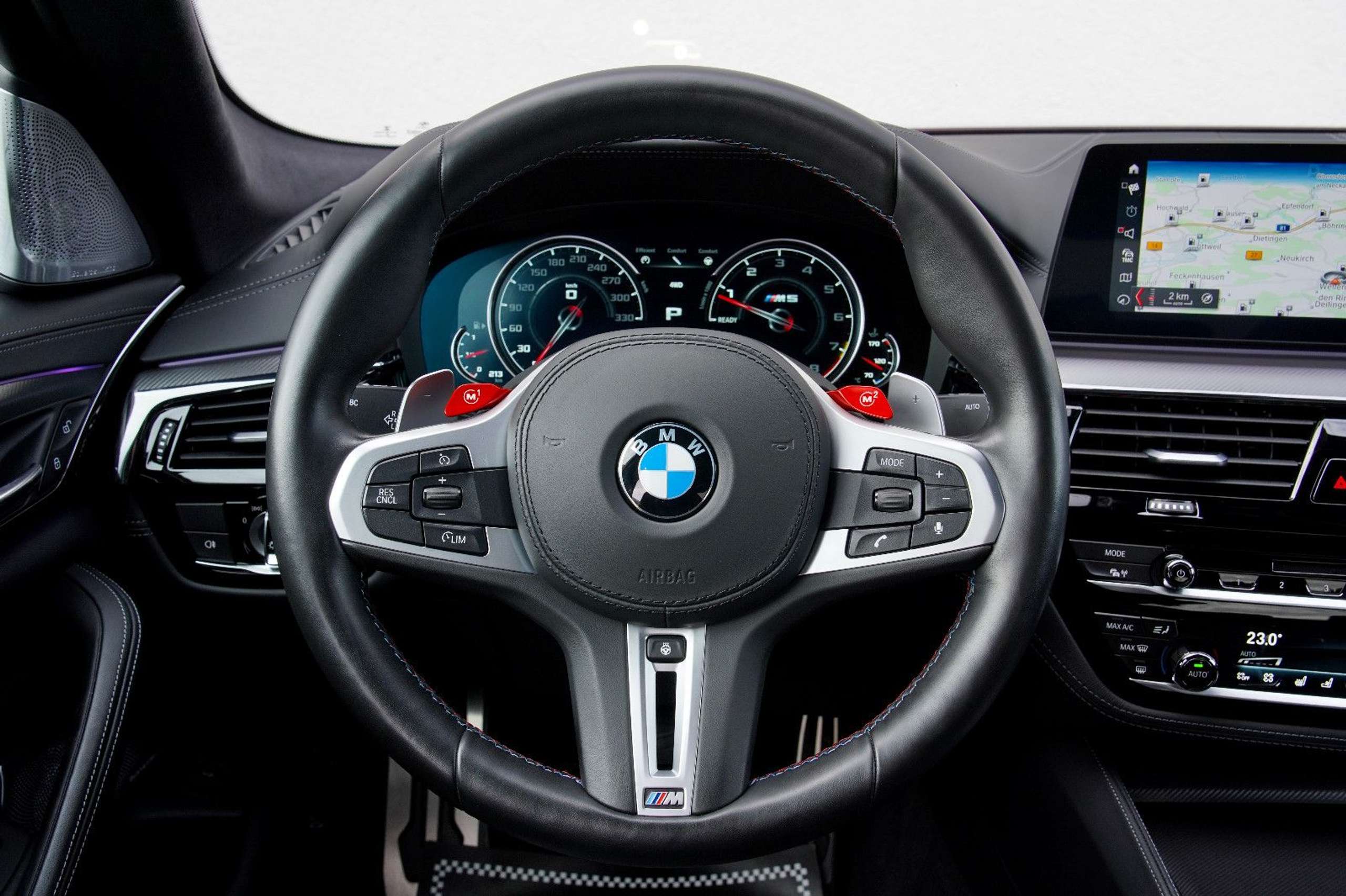 BMW - M5