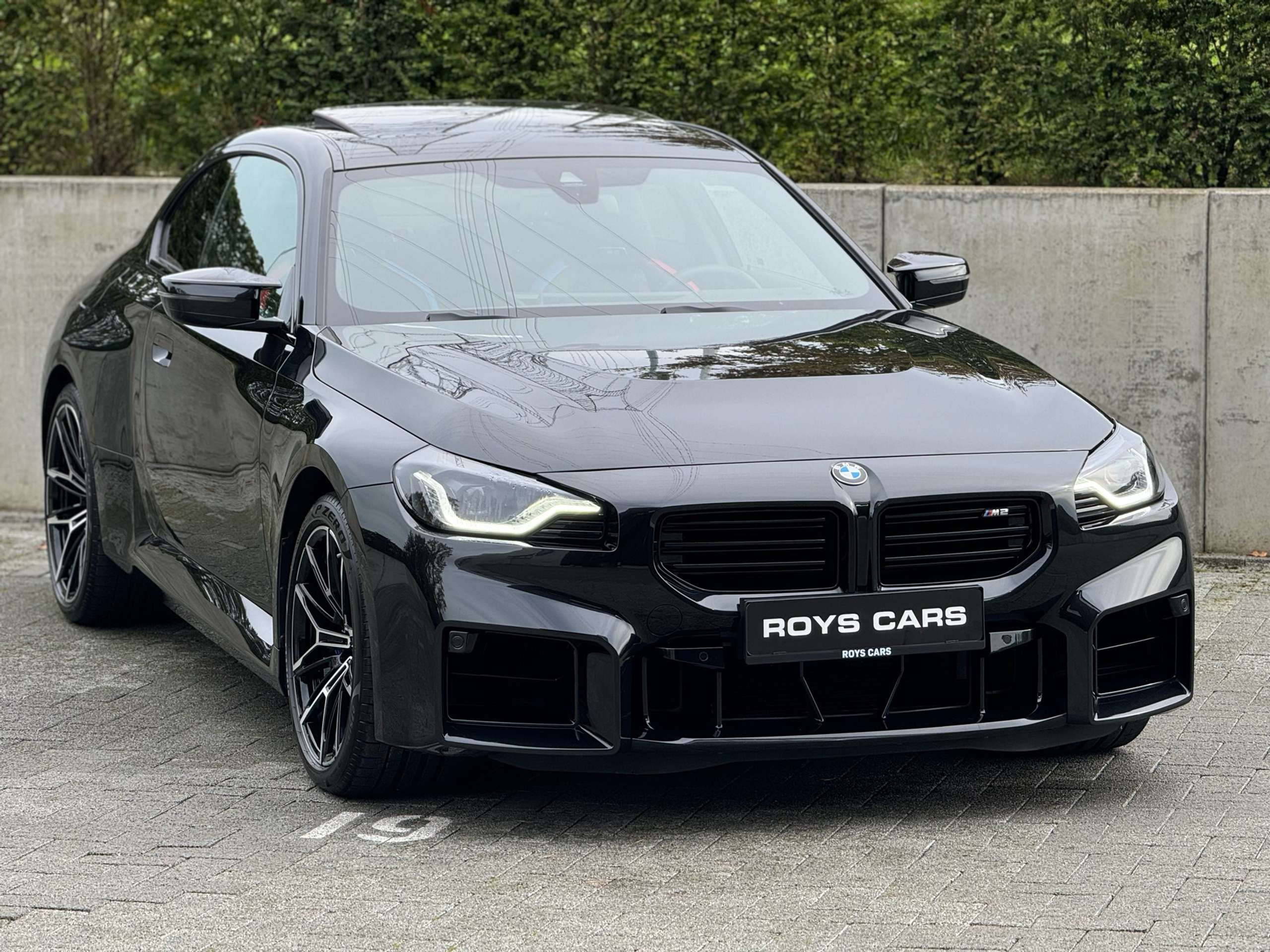 BMW - M2