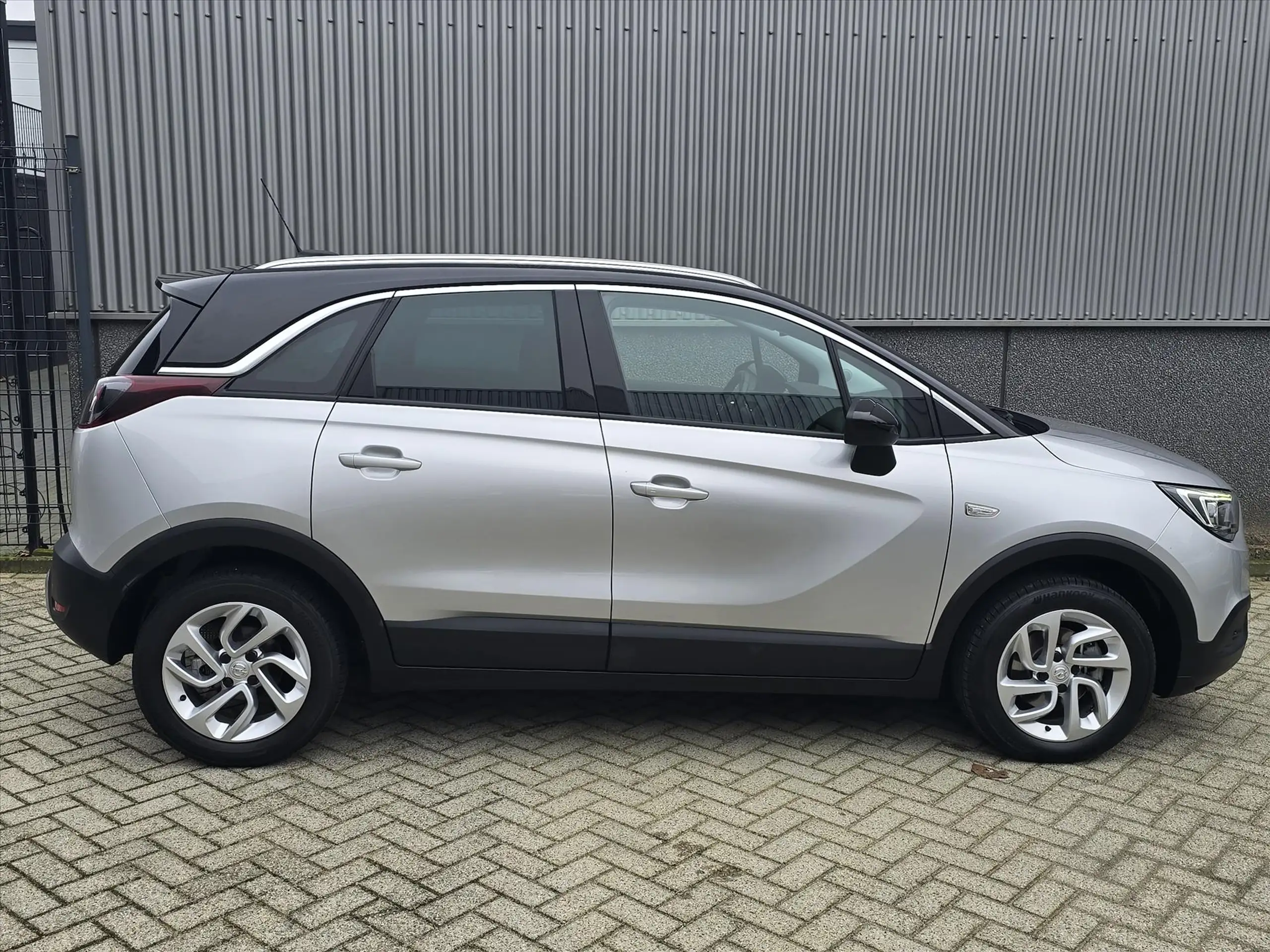 Opel - Crossland X