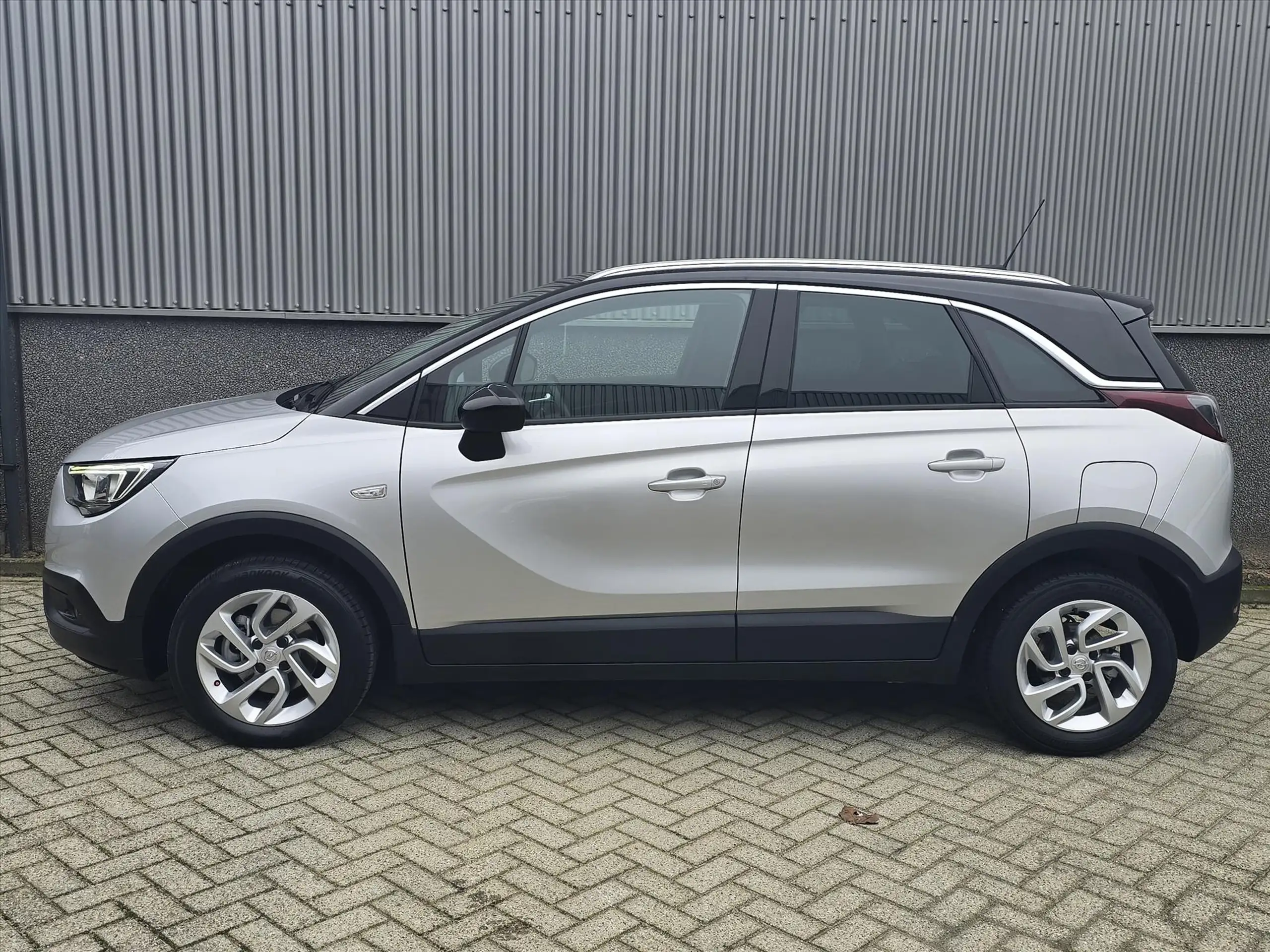 Opel - Crossland X