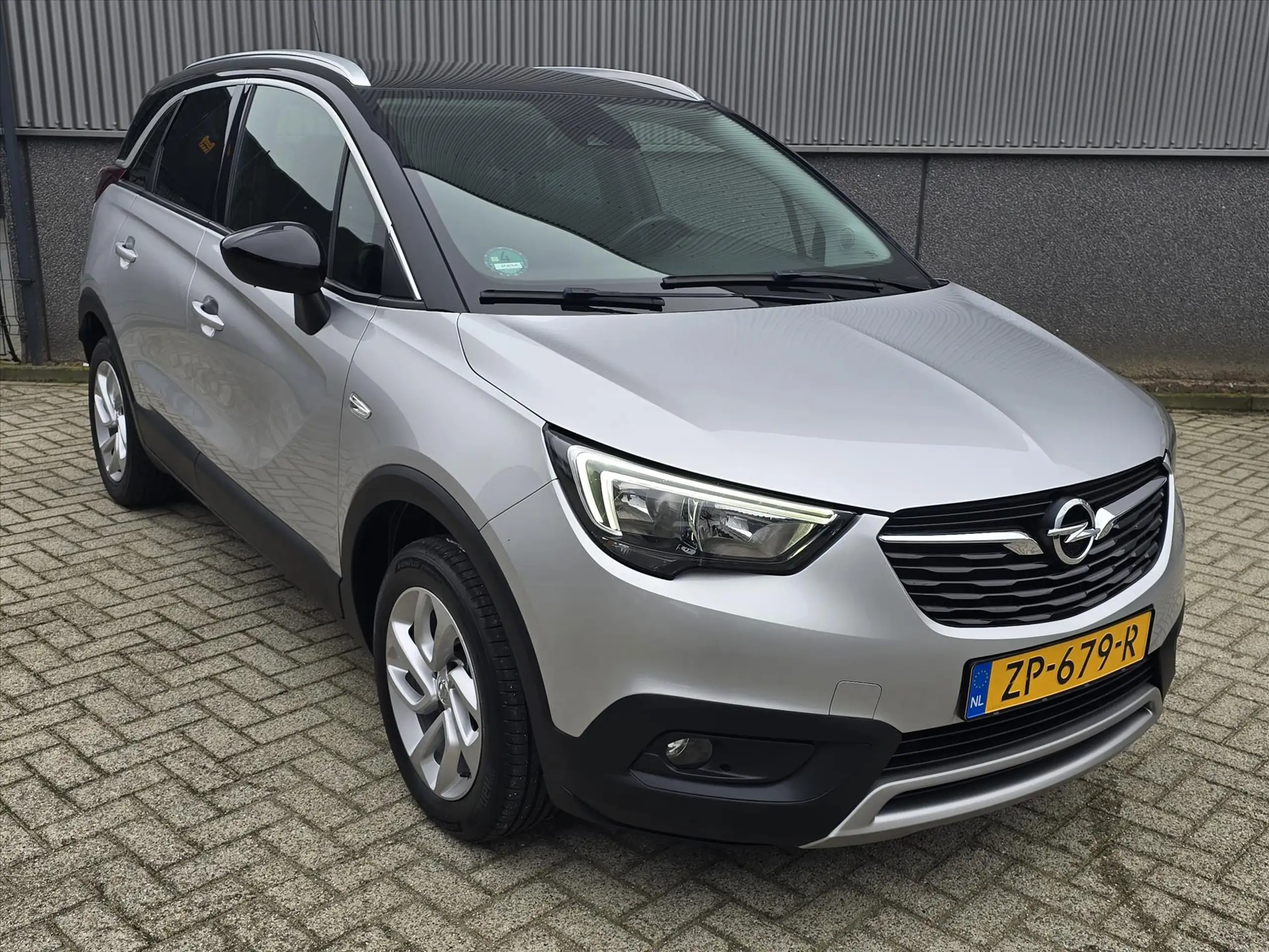 Opel - Crossland X