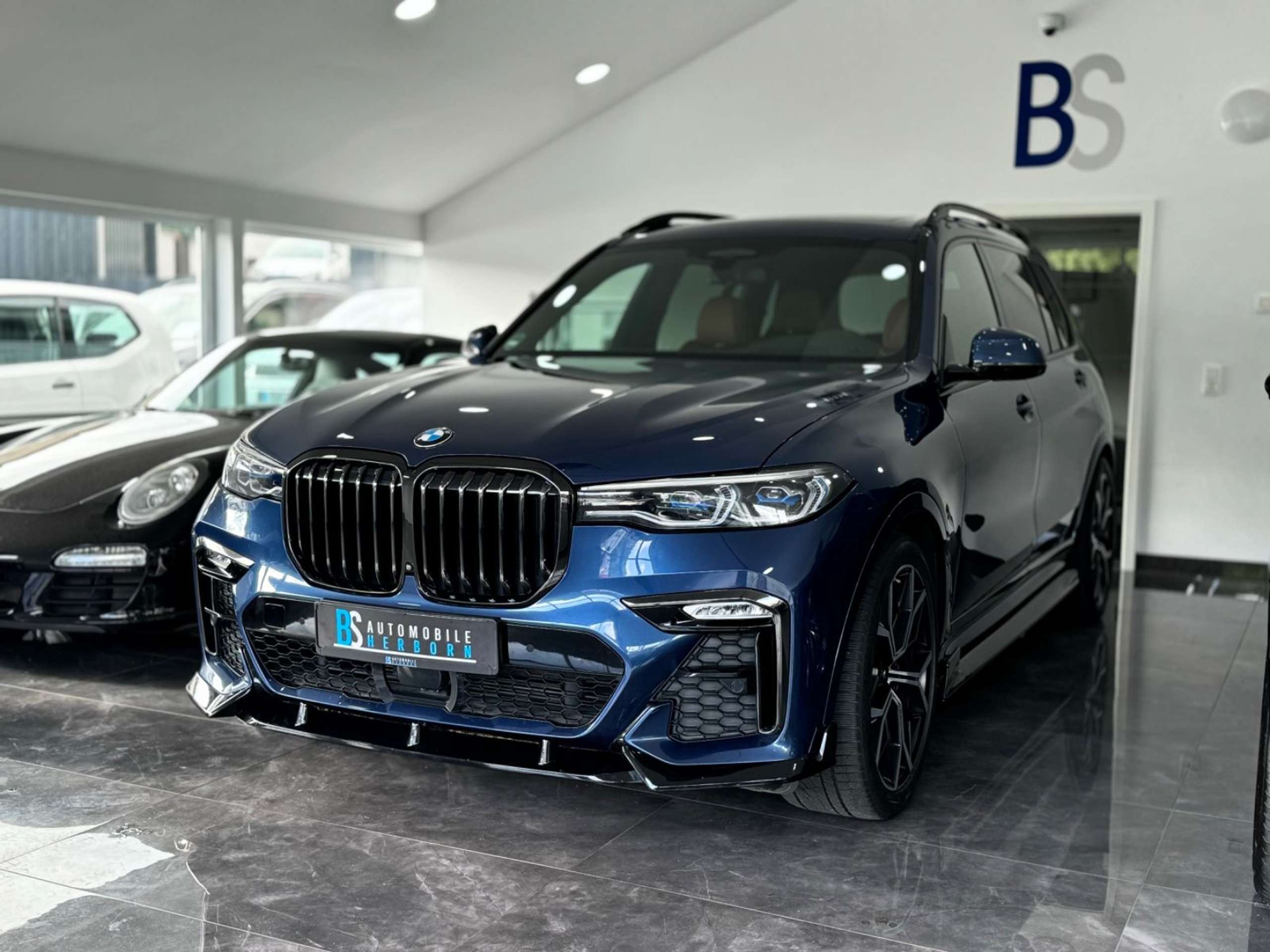 BMW - X7