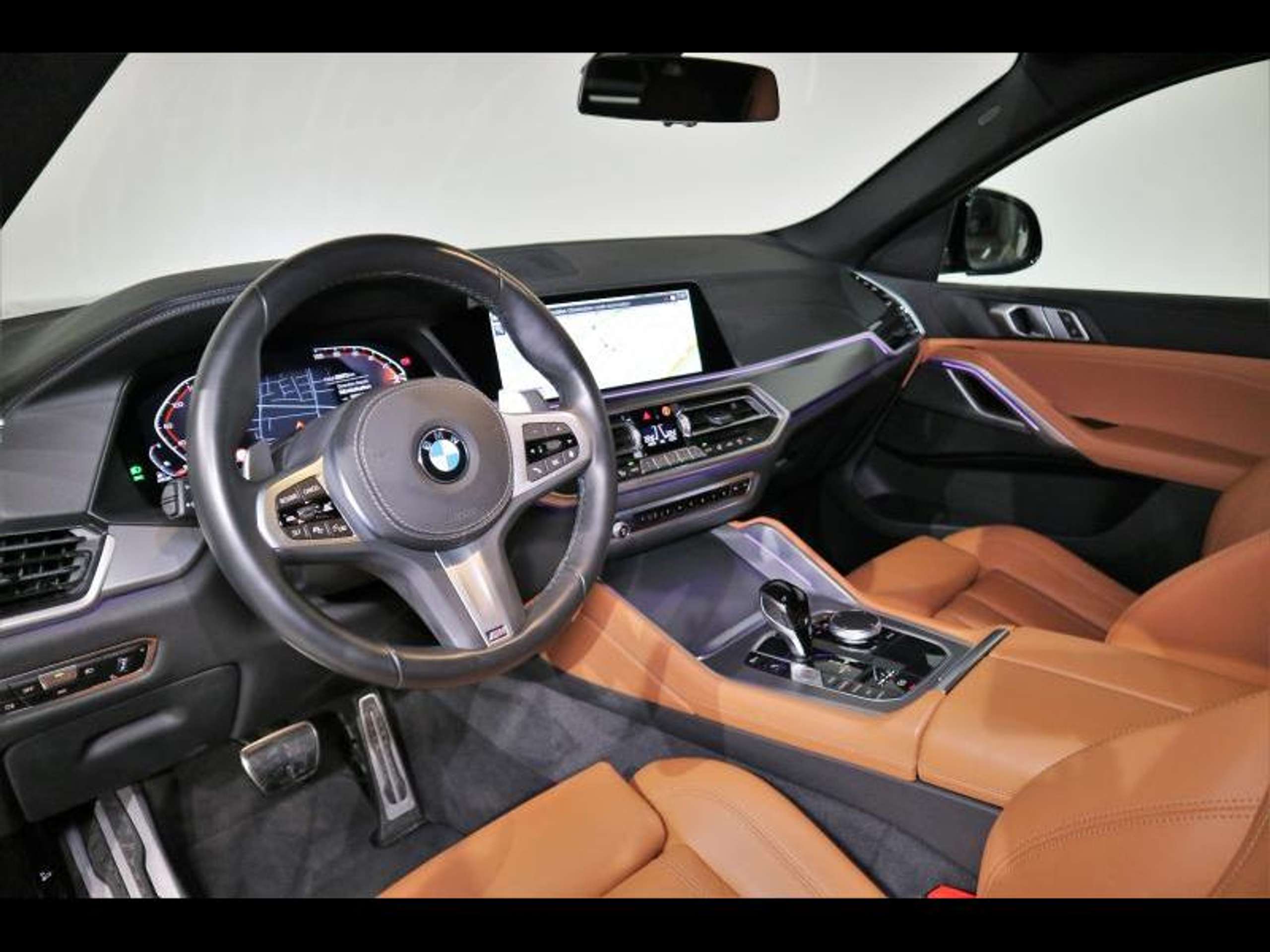 BMW - X6