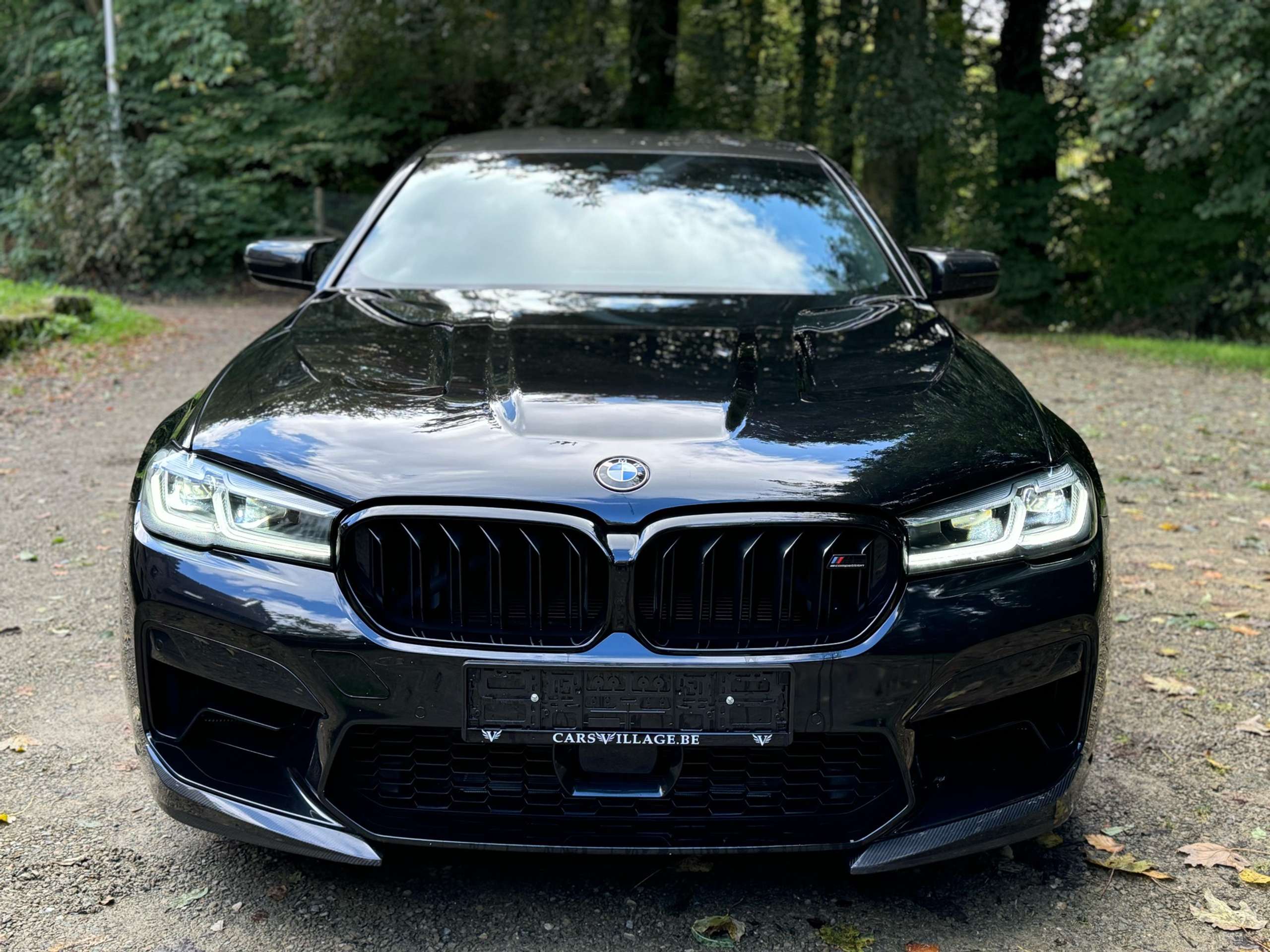 BMW - M5