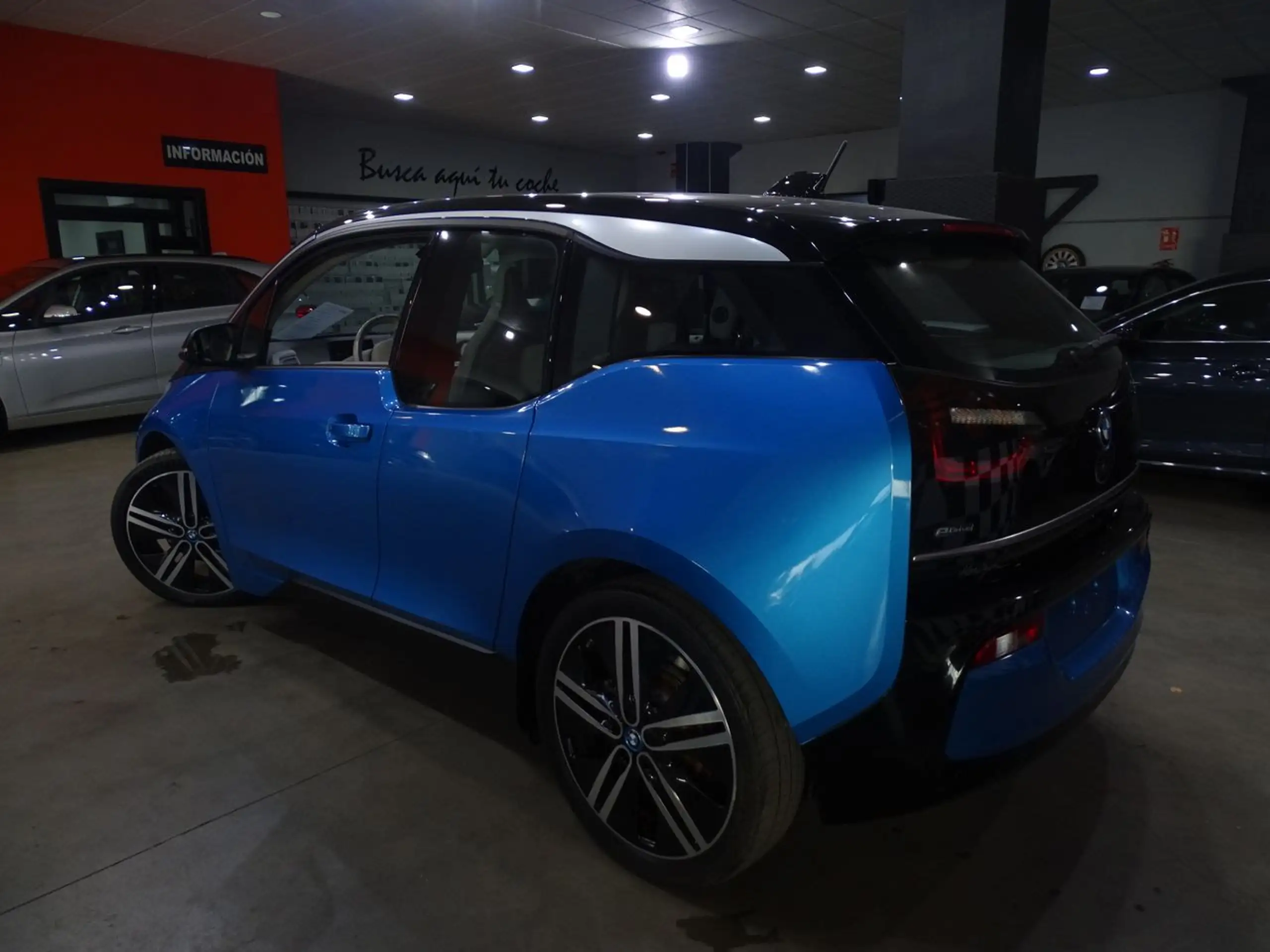 BMW - i3